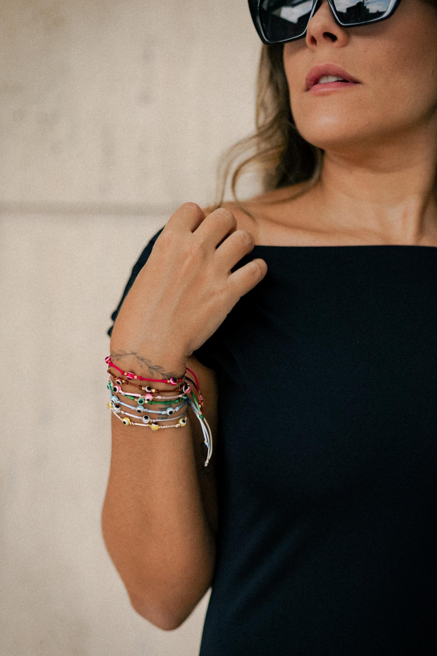 Pulseira de Olho Grego com Fio de Seda