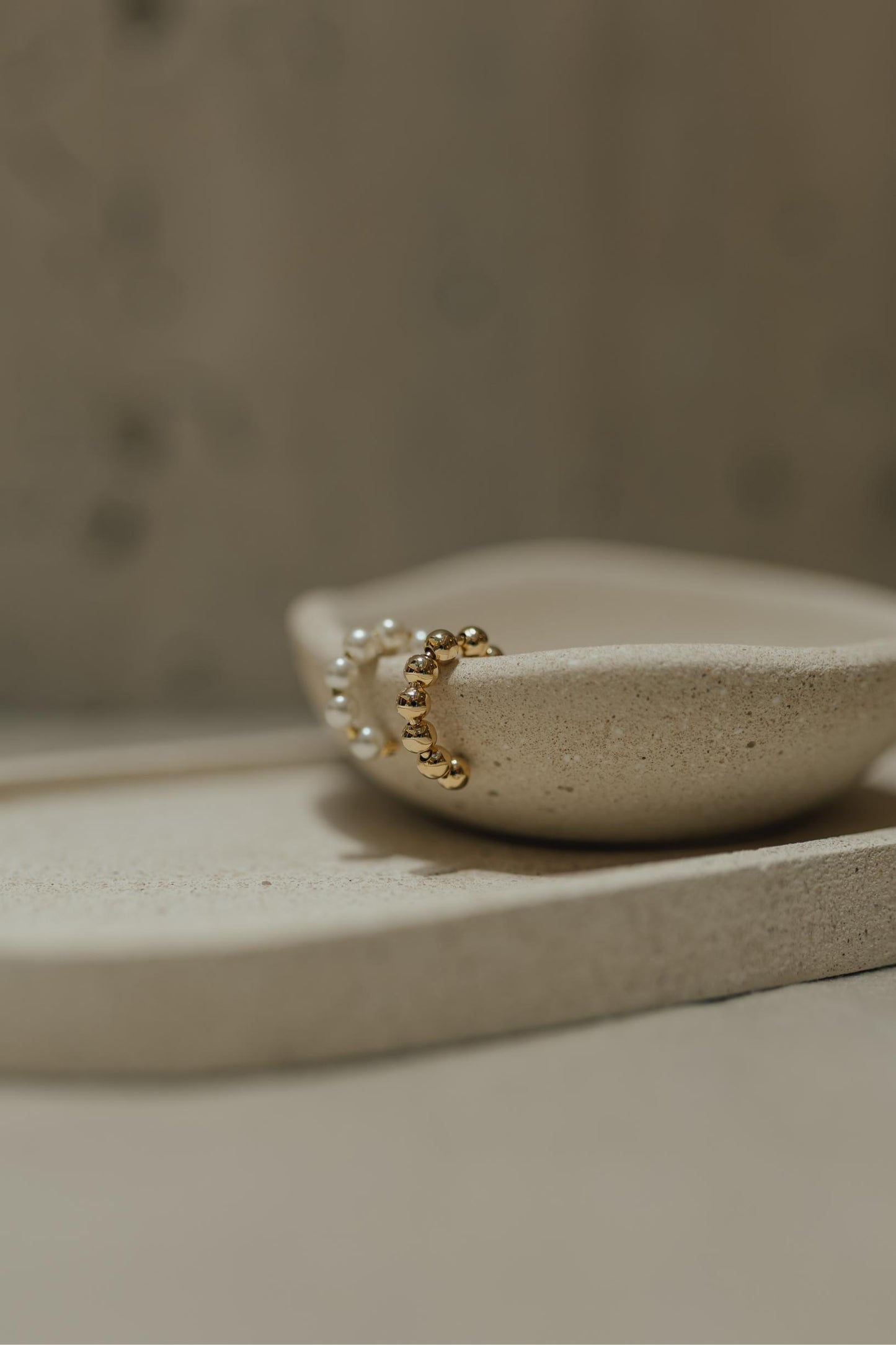 Piercing Fake Pérolas Dourado