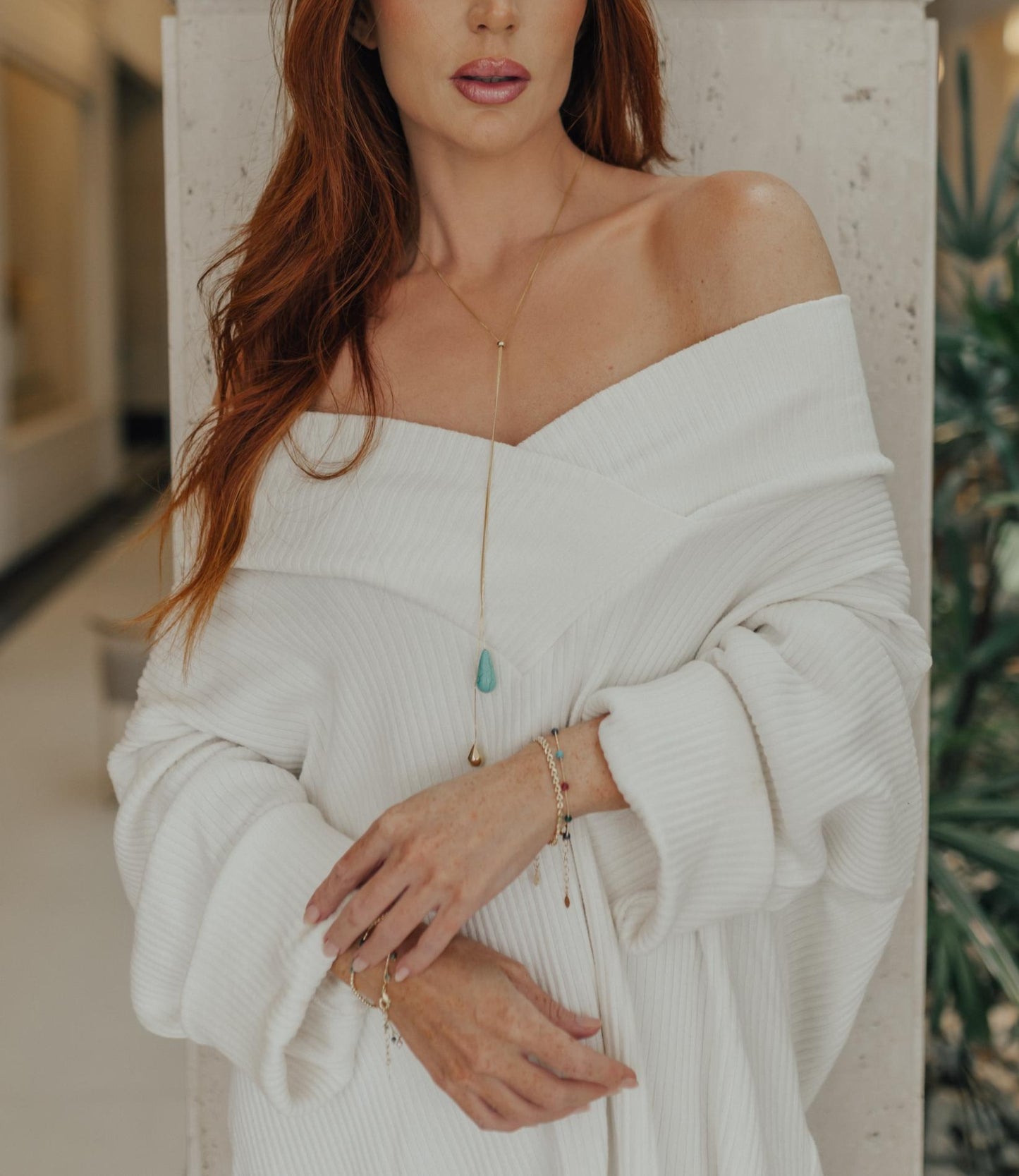 Colar Gravata Ajustável Gota Turquesa Dourado