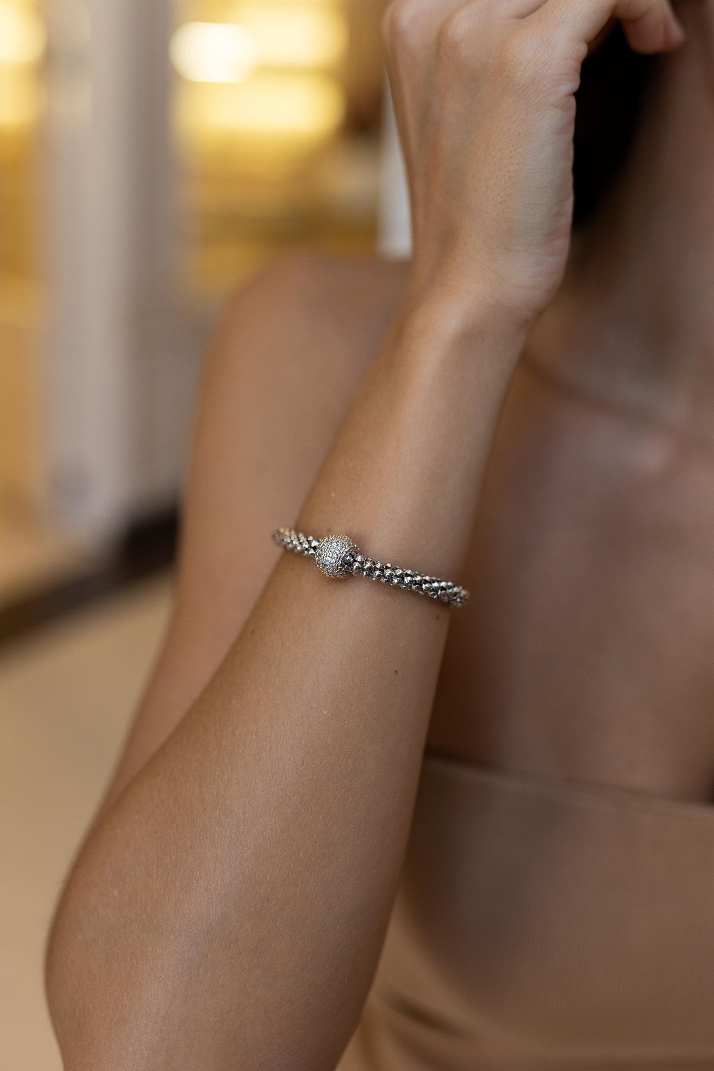 Pulseira Colmeia Fecho Imã Ródio Branco