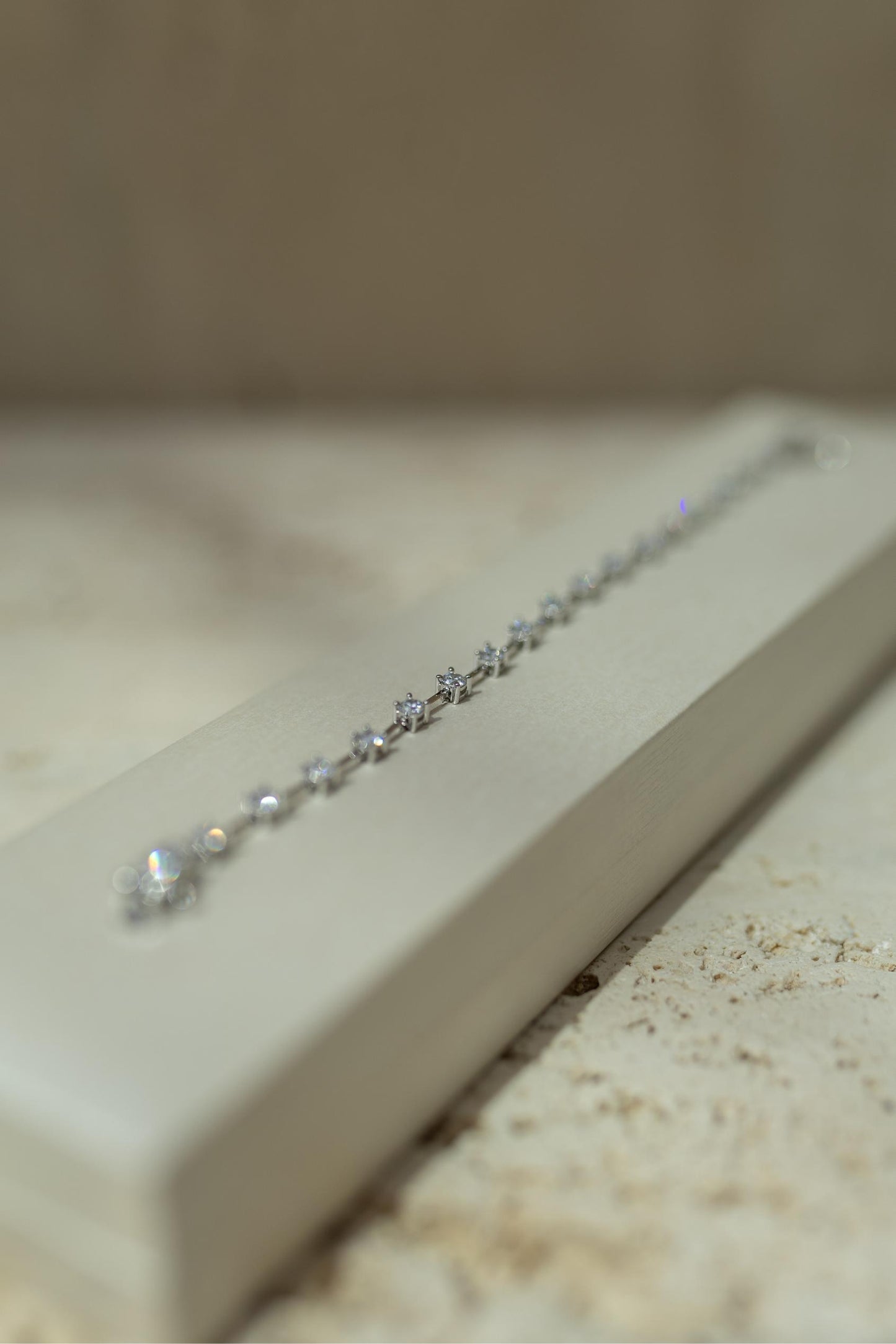 Pulseira Riviera Fio Faca Cristal Ródio Branco