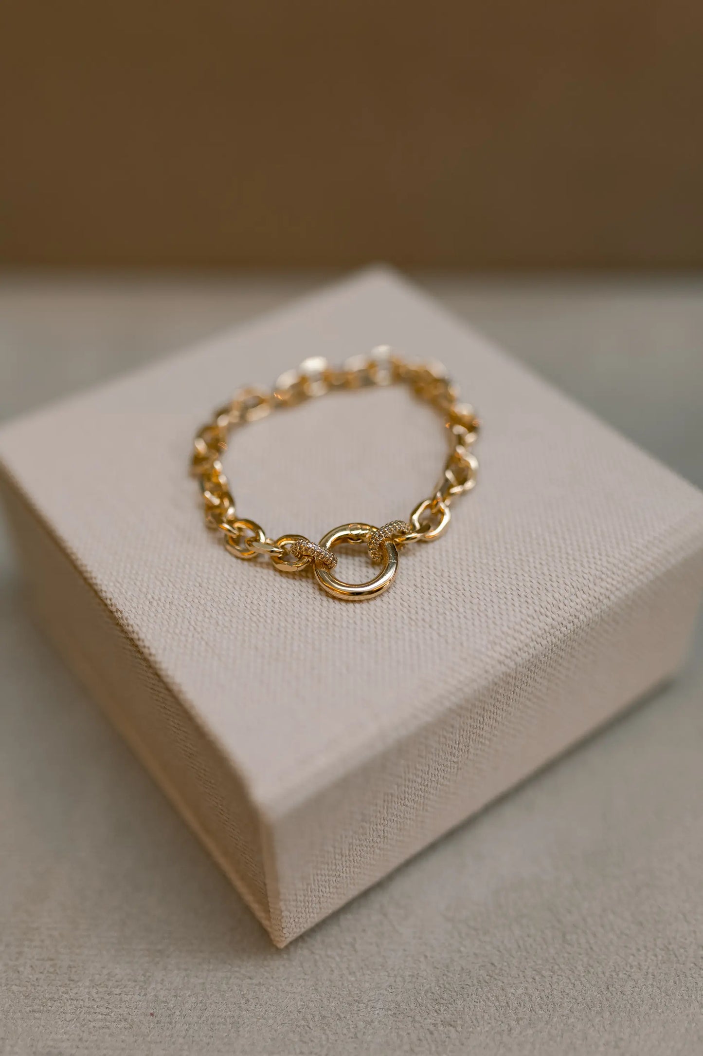 Pulseira de Elos com Fecho Articulável Ouro