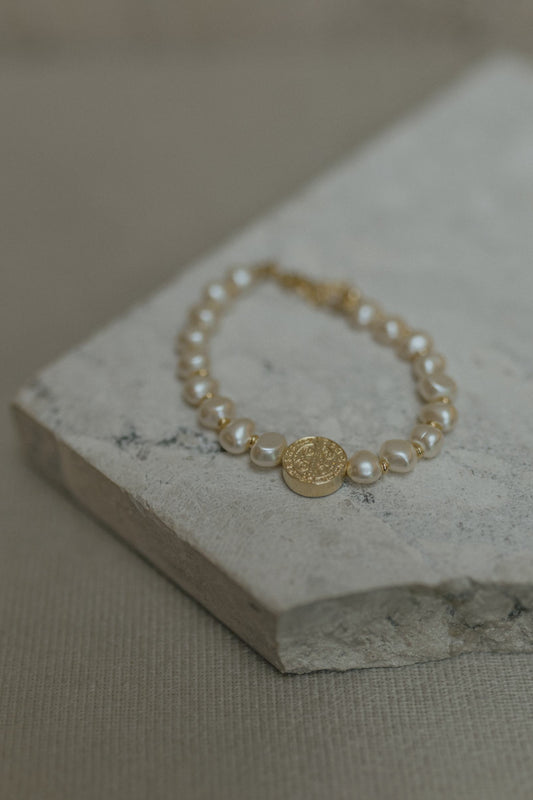Pulseira São Bento Pérolas Dourado