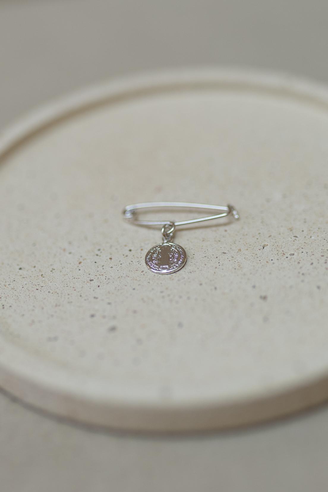 Alfinete Batizado Medalha São Bento Ródio Branco