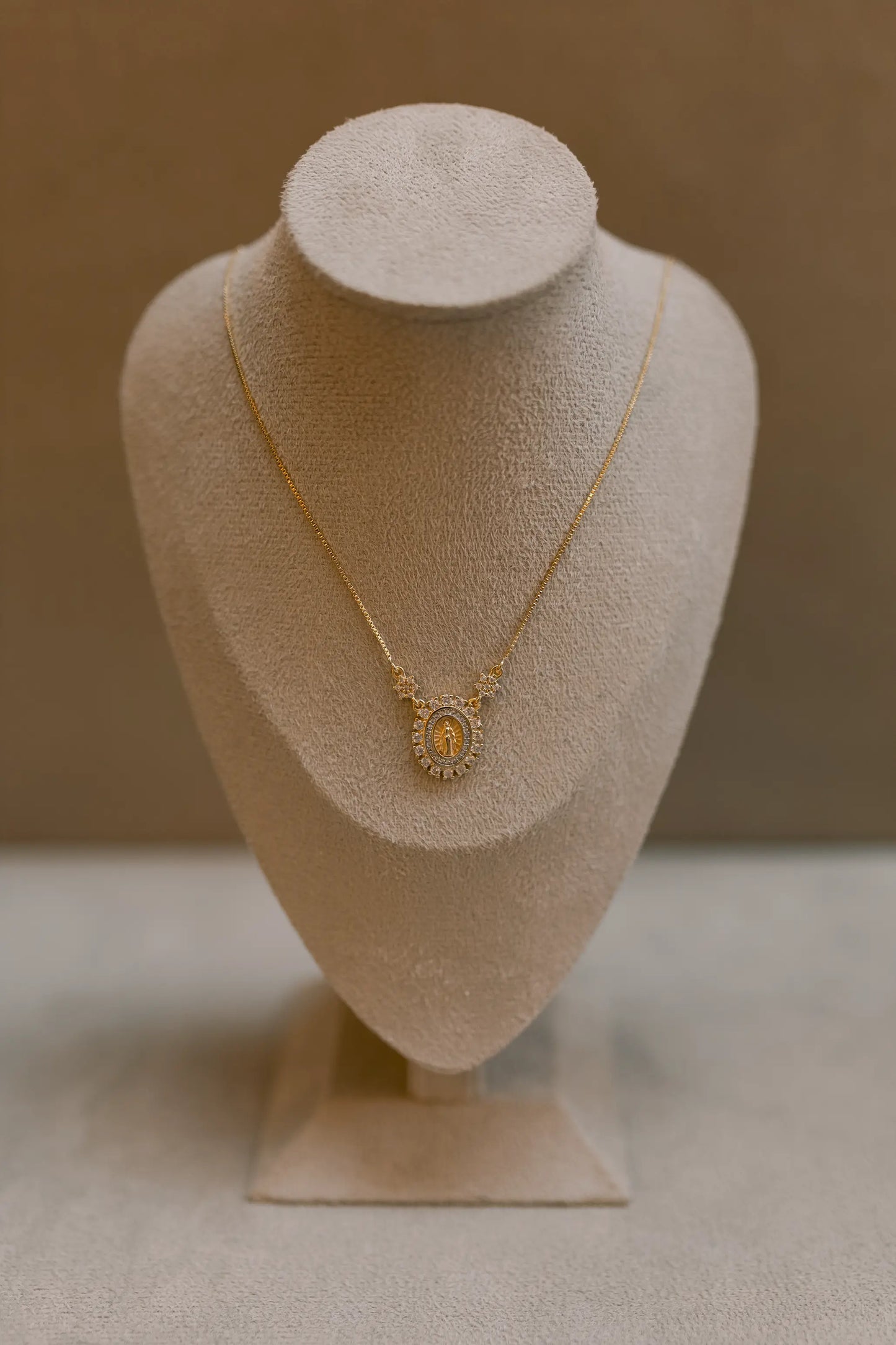 Colar Nossa Senhora das Graças Medalha Dourado