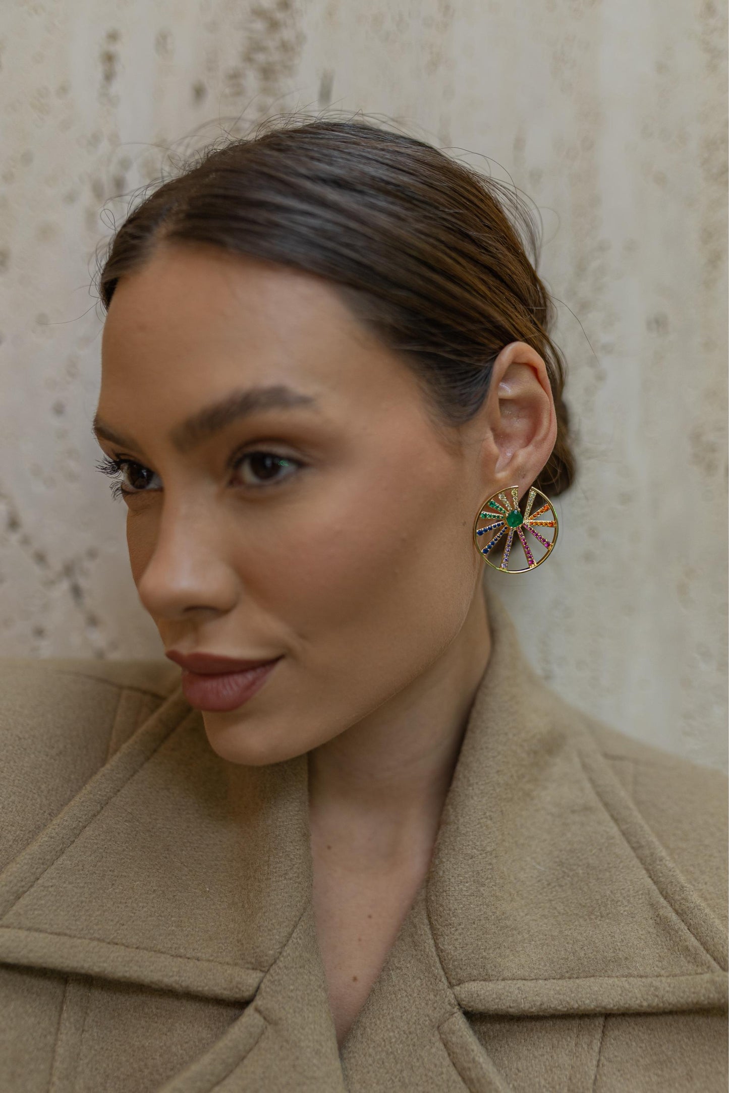 Brinco Argola Frontal Rainbow Dourado