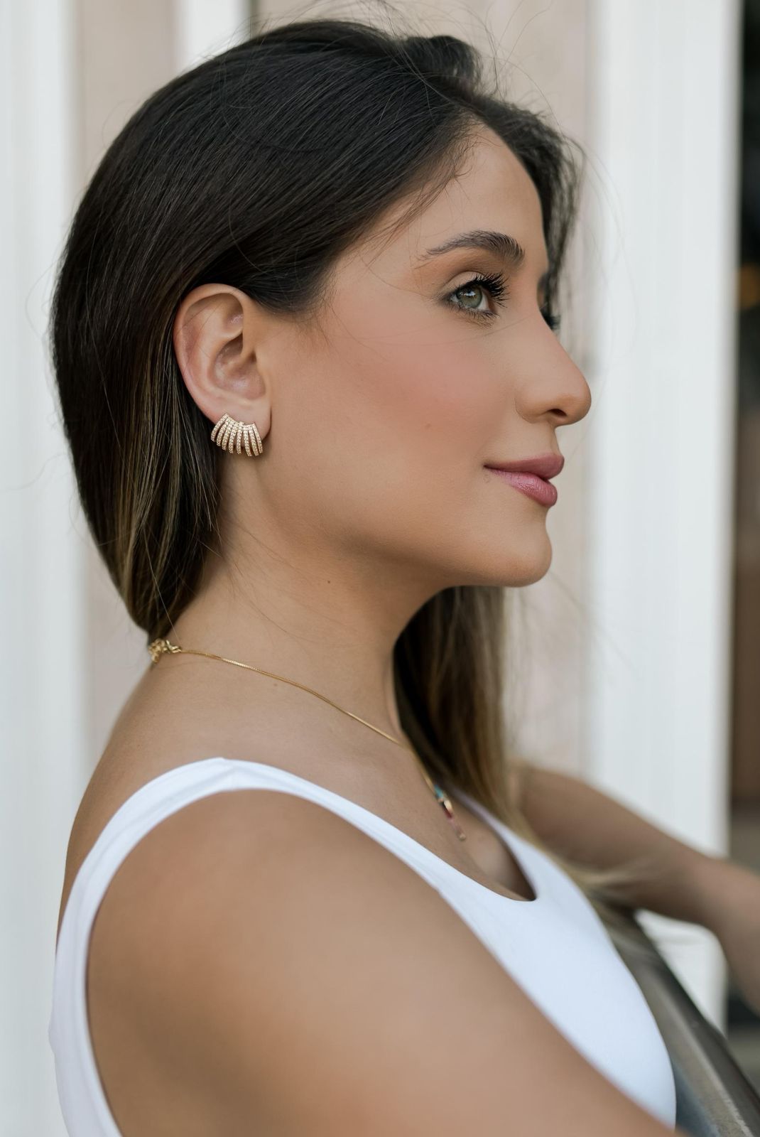 Brinco Ear Hook 8 Fileiras Cravejado Ouro
