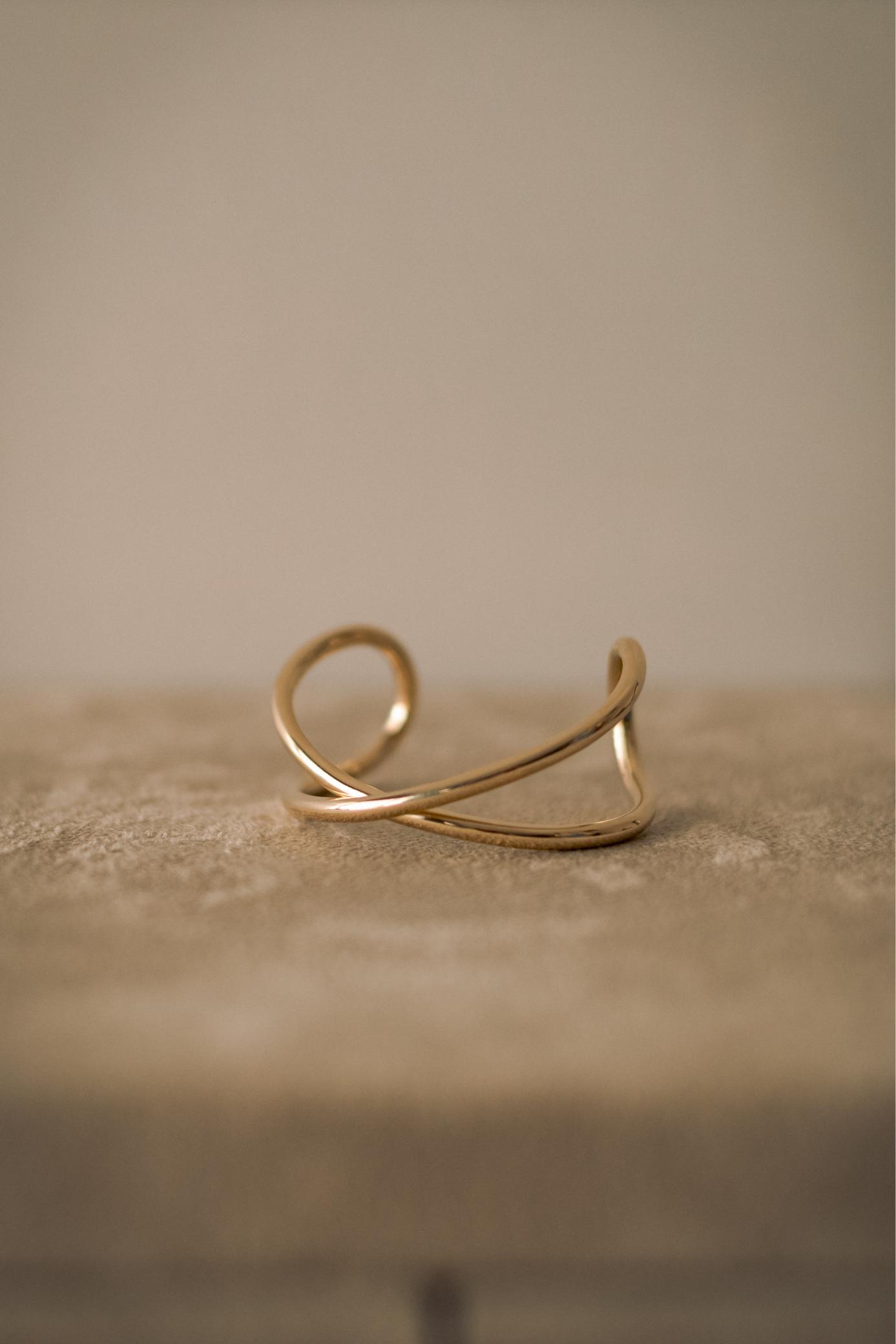 Bracelete X Liso Dourado