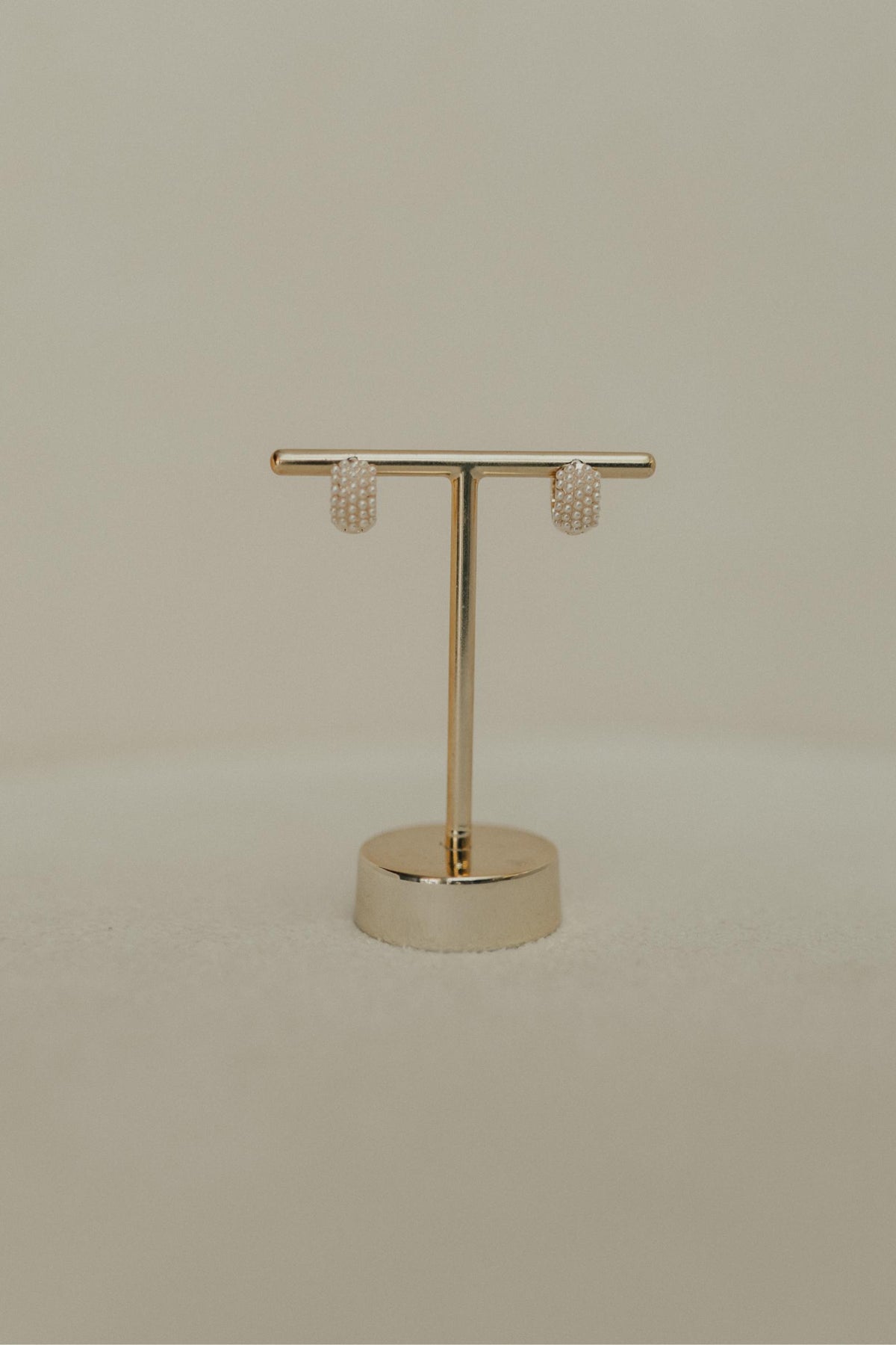 Brinco Argola Boleada Micropérolas Dourado