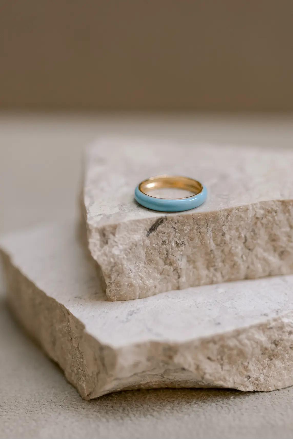 Anel Esmaltado Azul Dourado