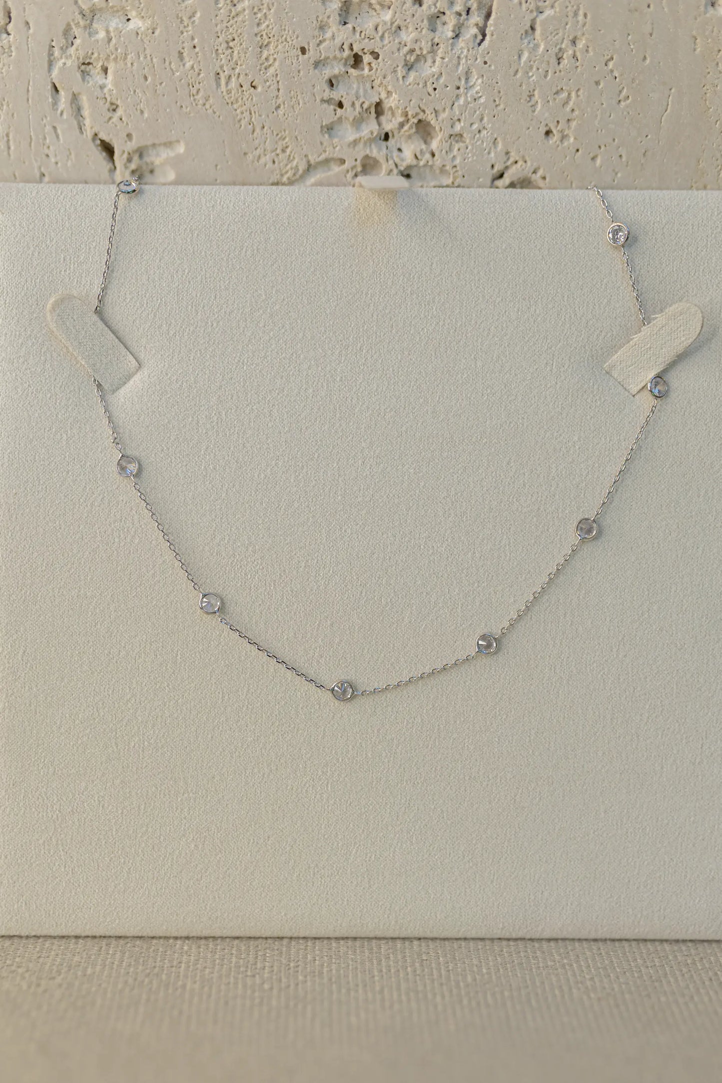 Colar Choker Tiffany Cristal Ródio Branco