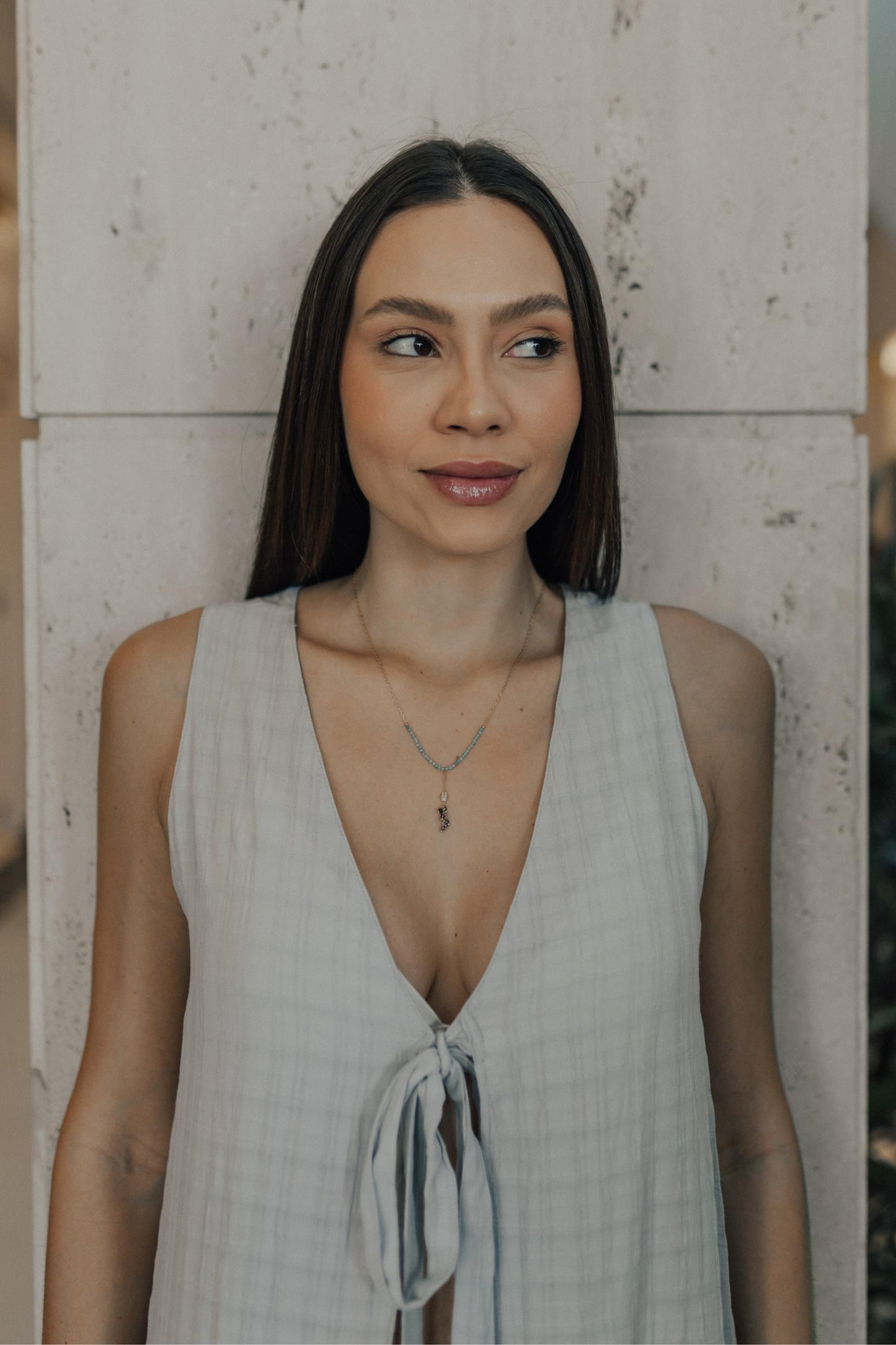 Colar Zircônias Gravatinha Dourado