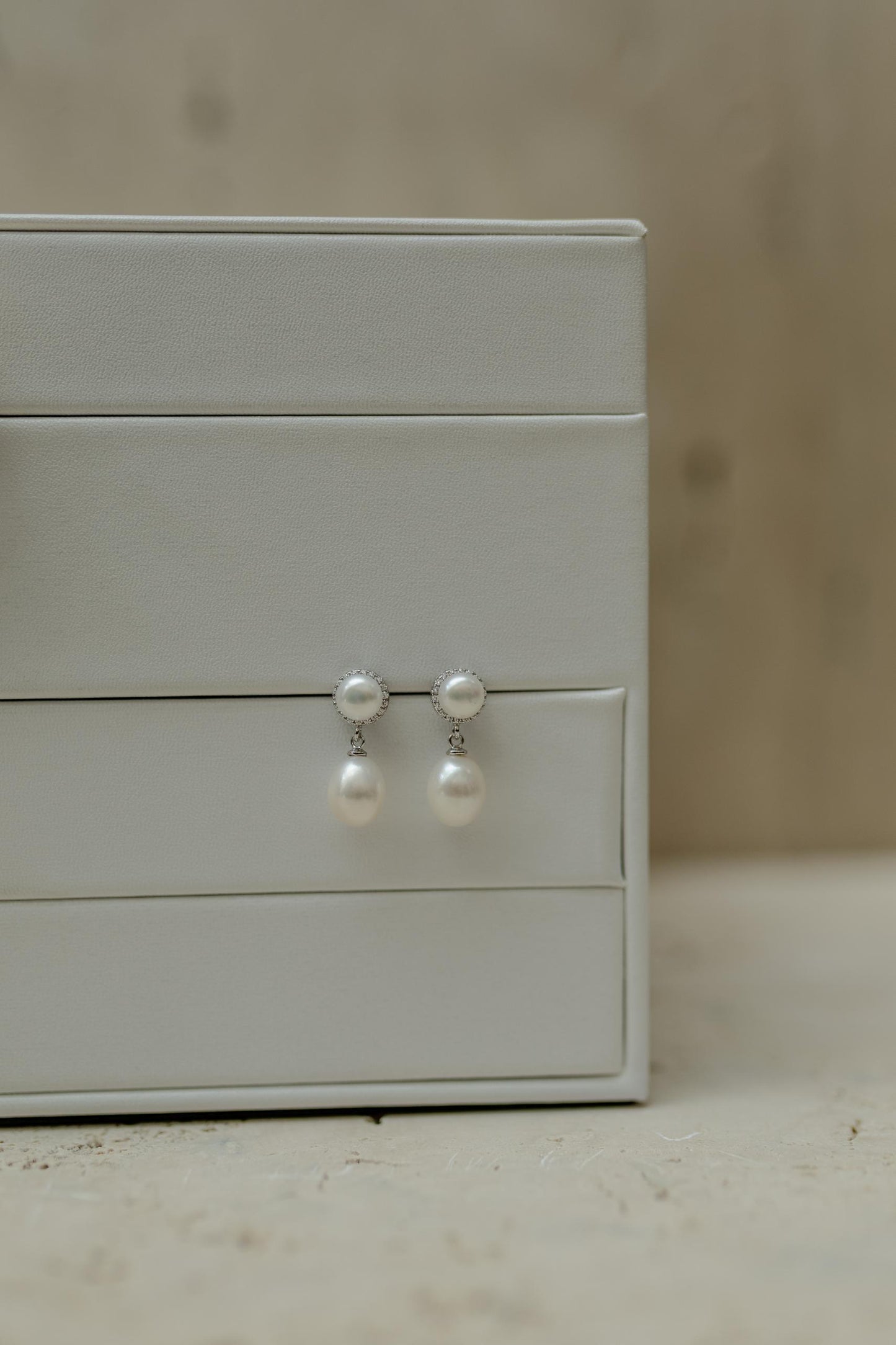 Brinco Pêndulo Prata 925 Pérola Natural Ródio Branco