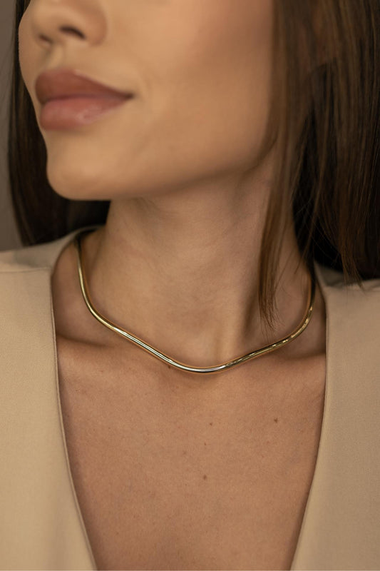 Colar Choker Aro Ondulado Dourado