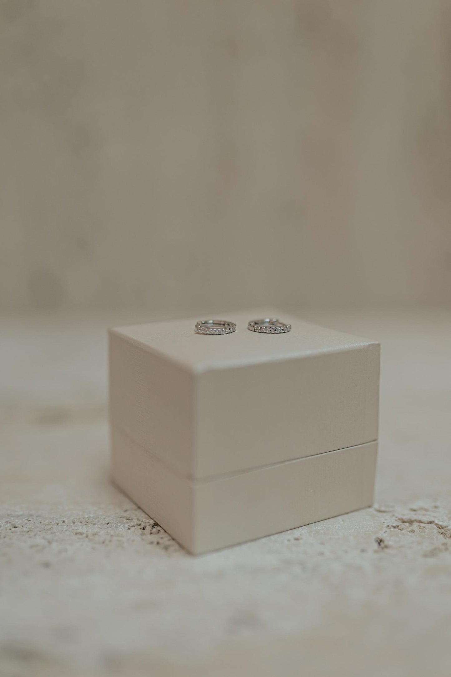 Brinco Argola Prata 925 Cravejada Ródio Branco