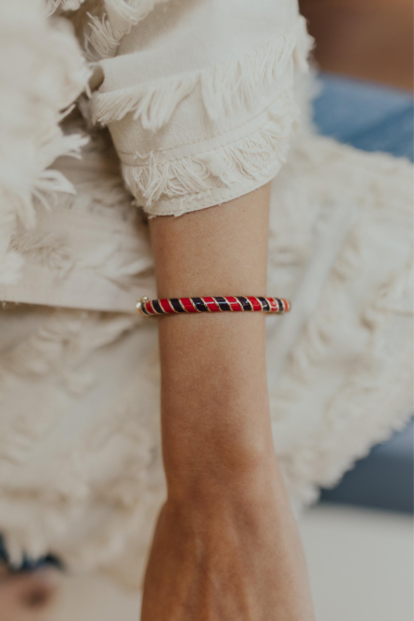 Bracelete Esmaltado Bicolor Dourado