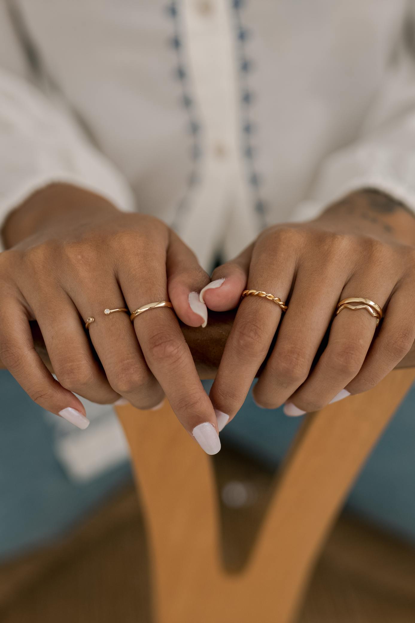 Anel Aliança Liso Minimalista Dourado