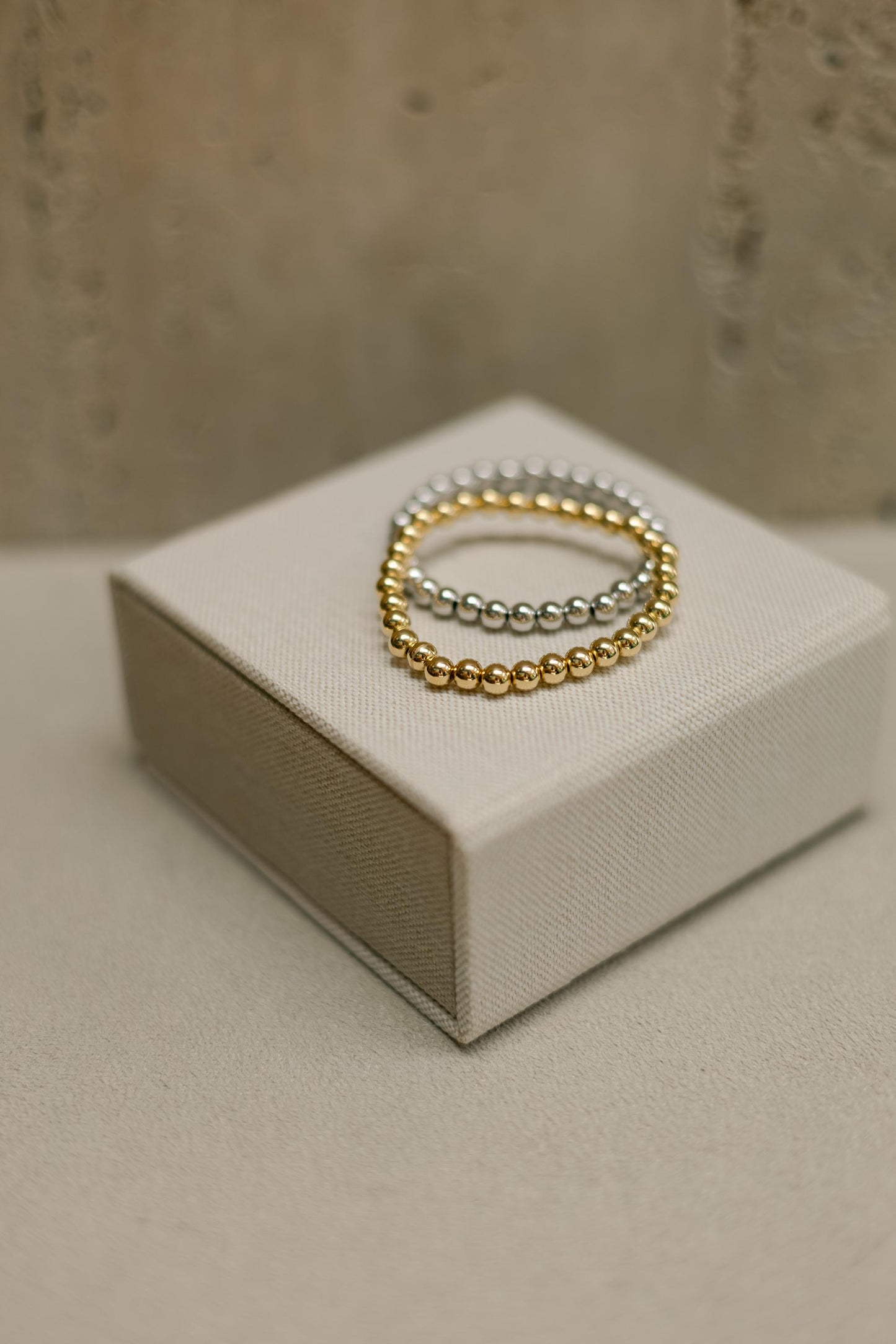 Pulseira de Bolas Dourado