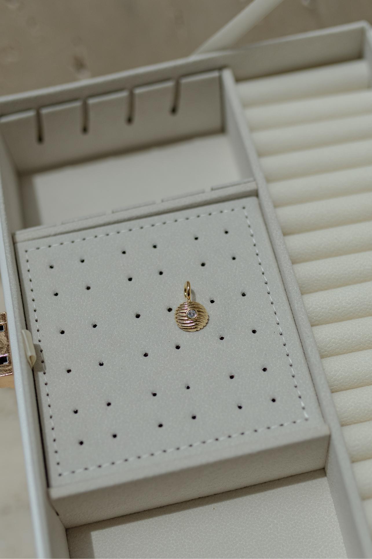 Pingente Vintage Ponto de Luz Dourado