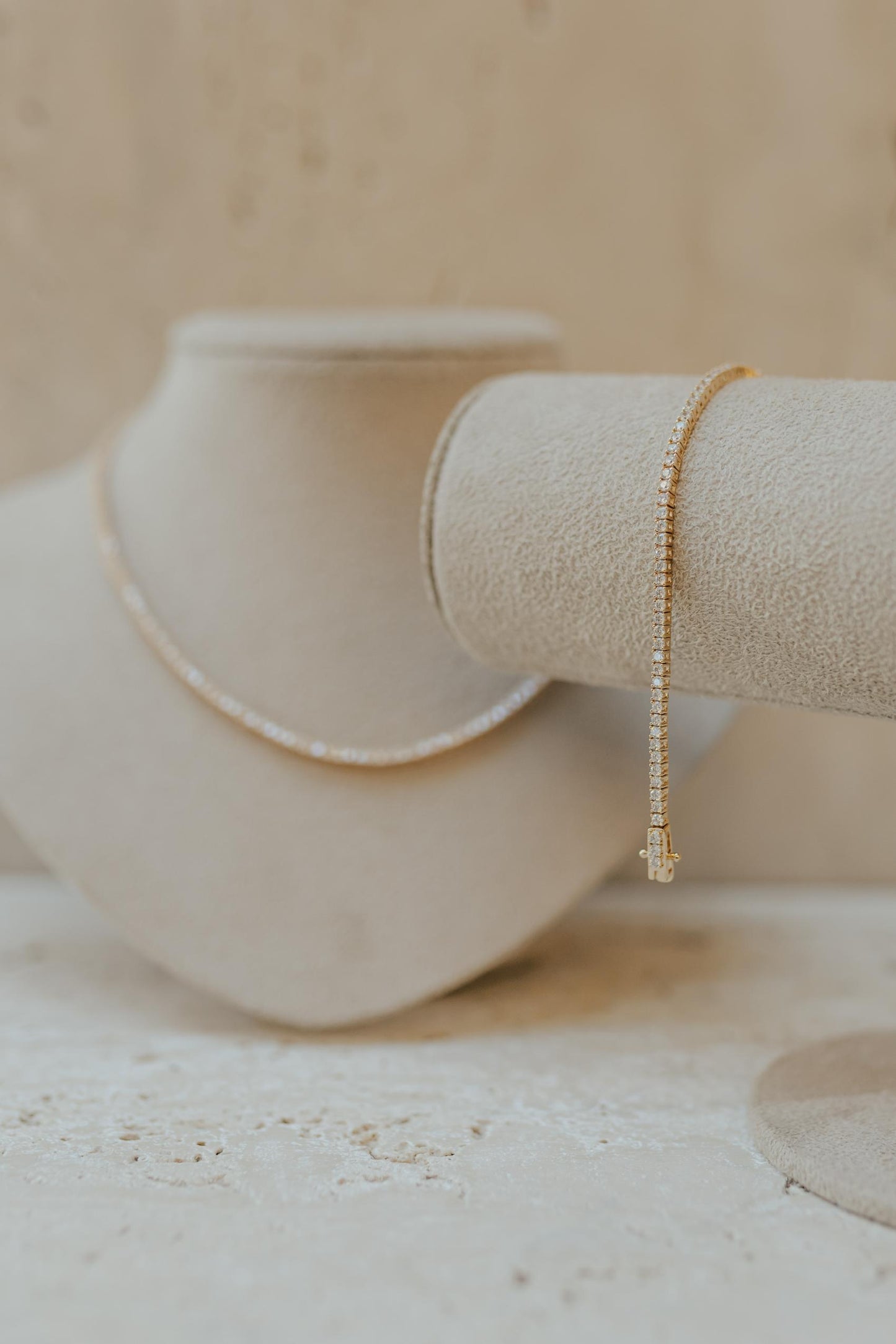Colar Riviera Caixa Quadrada 2mm Dourado