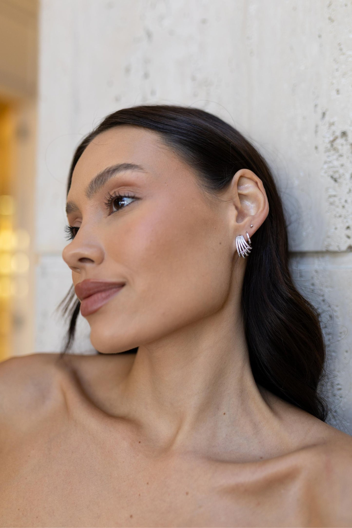 Brinco Ear Cuff 5 Fileiras Cravejadas Ródio Branco