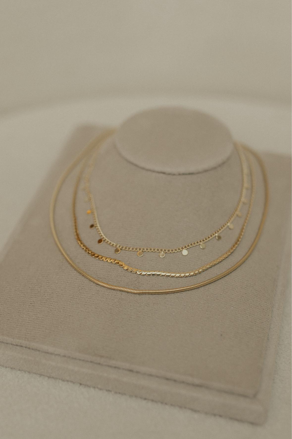 Choker Bolinhas Achatadas Dourado
