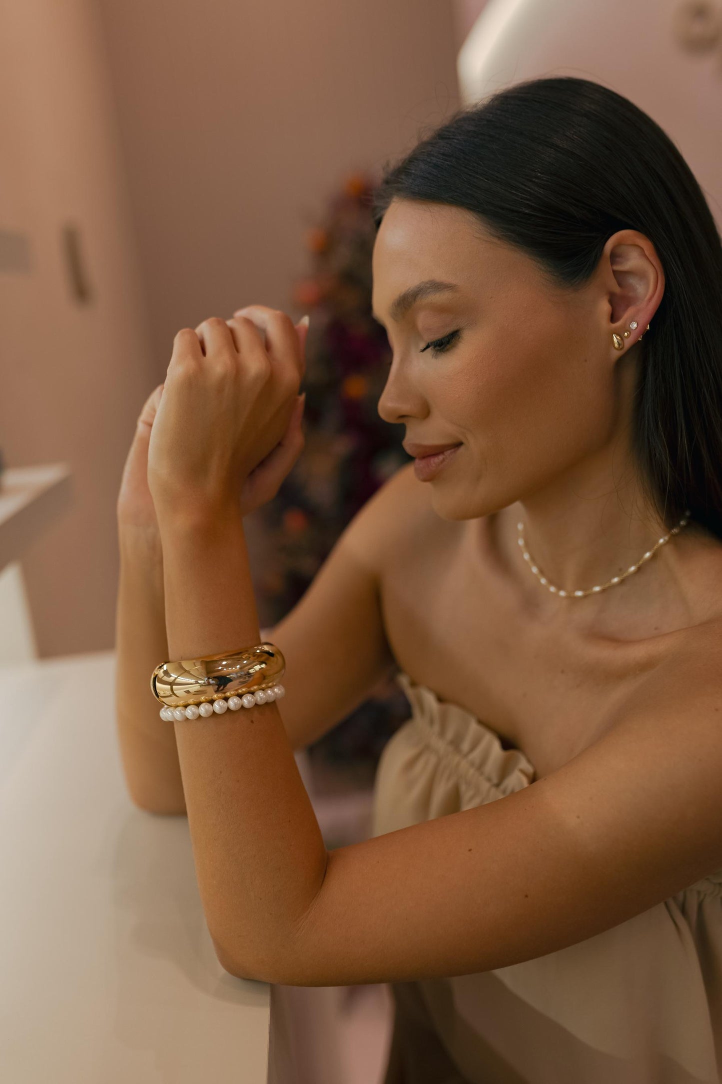 Pulseira de Pérola Shell Dourado