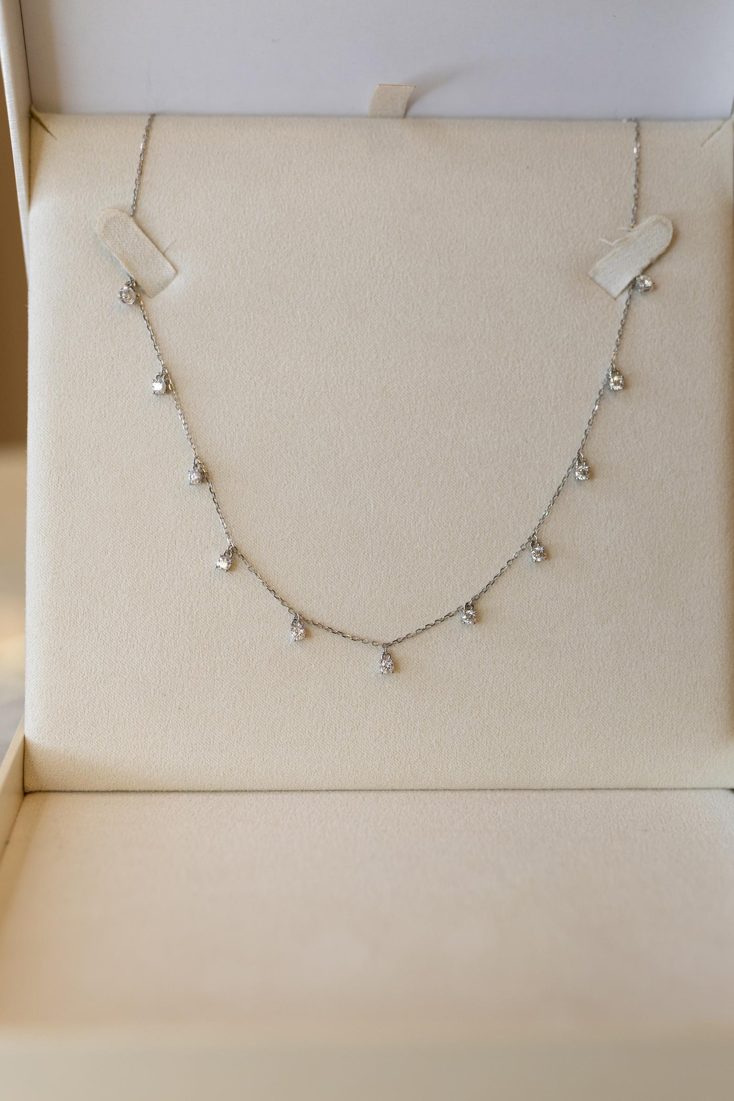 Colar Pontos de Luz Moissanite Prata 925 Ródio Branco