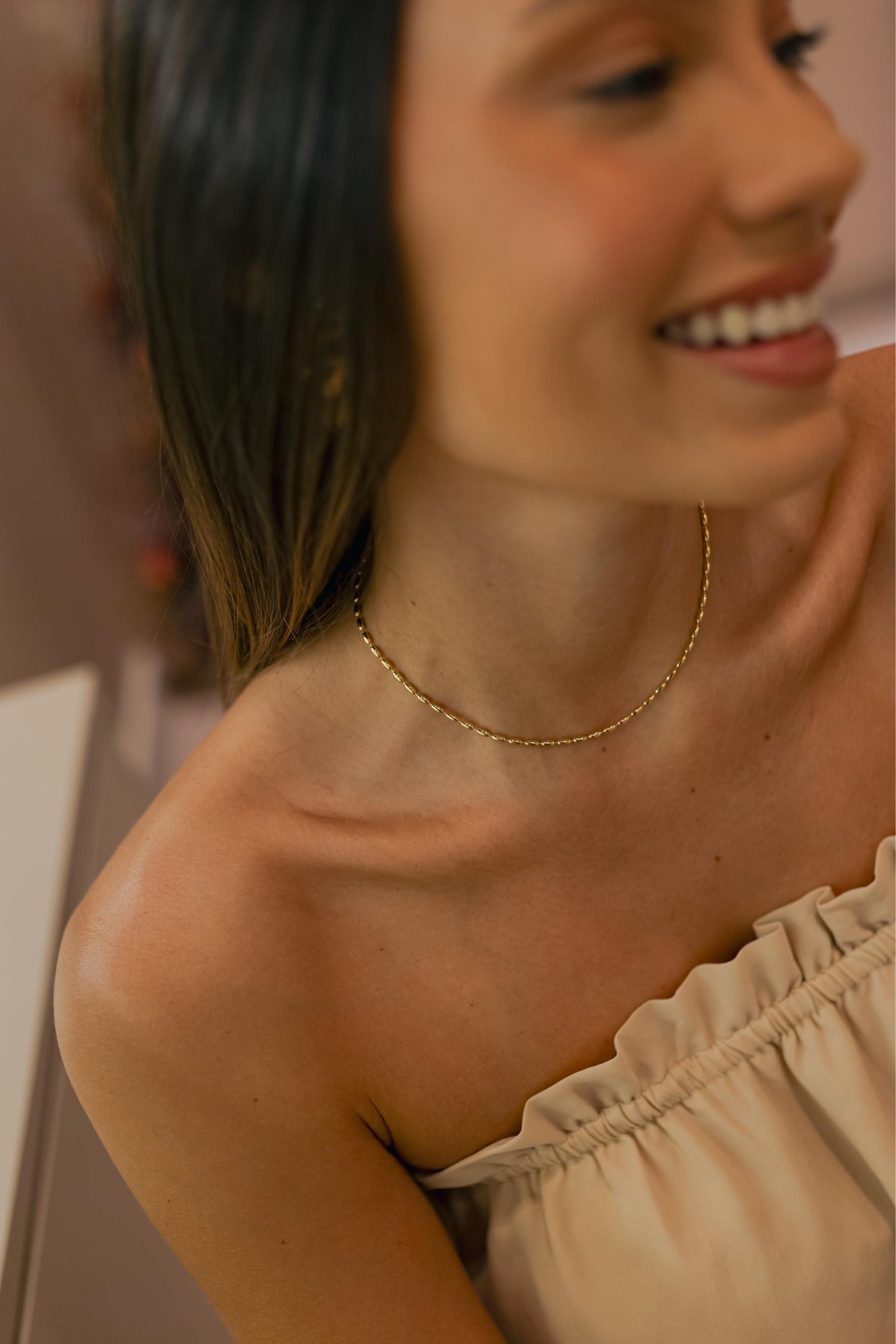 Colar Choker Elos Arroz Liso Ouro