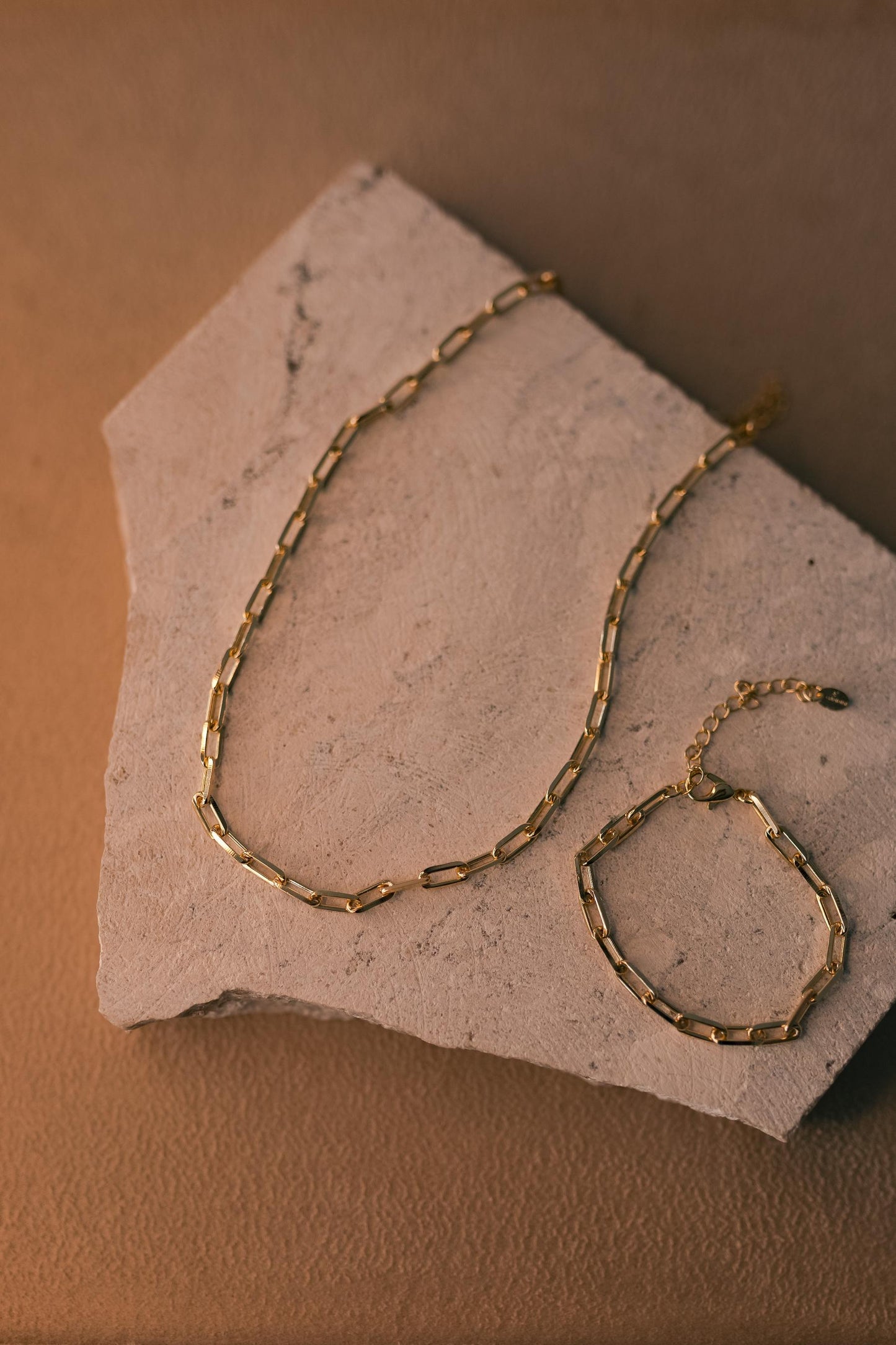 Colar de Elos Retangulares Dourado