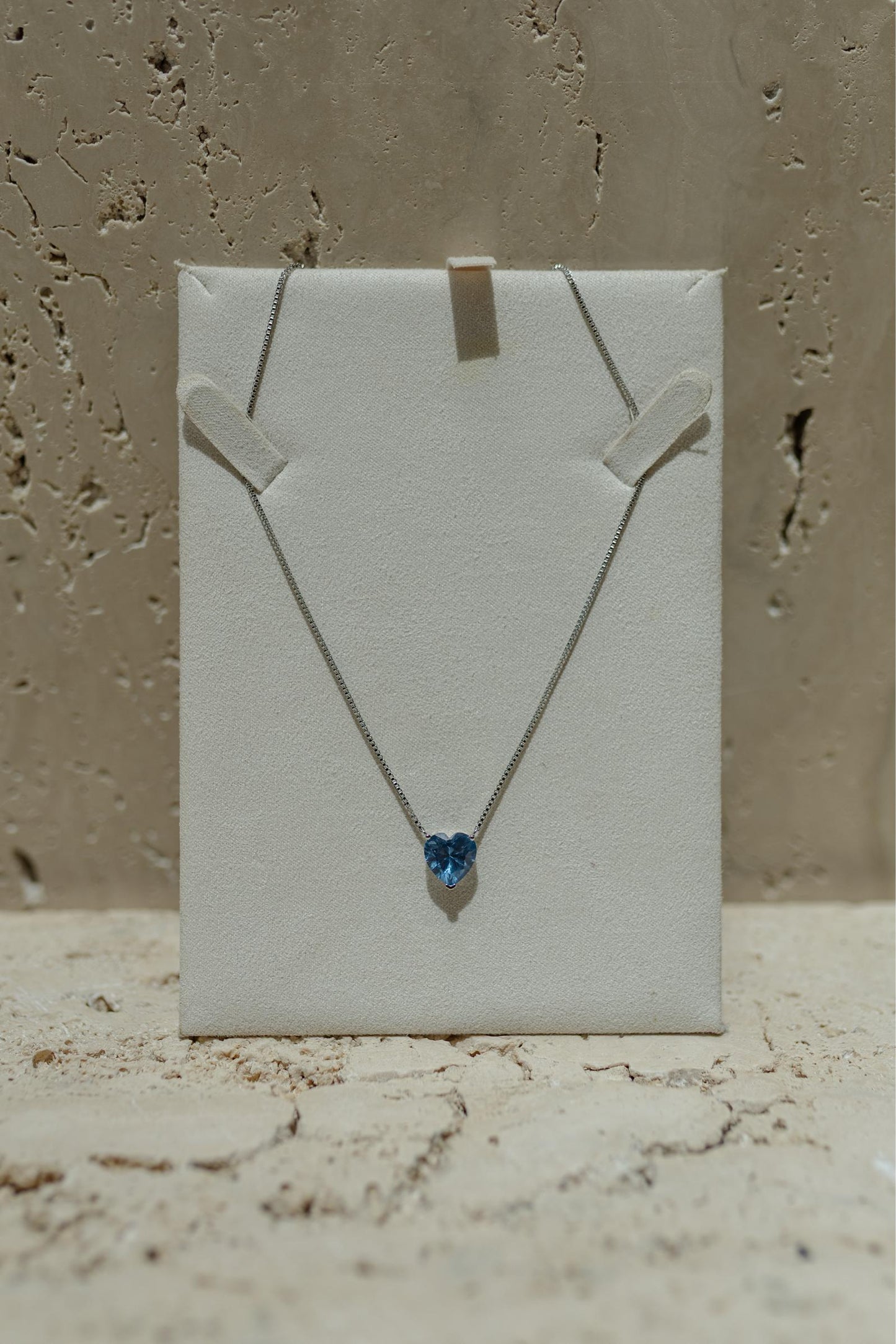 Colar Coração Aquamarine Ródio Branco