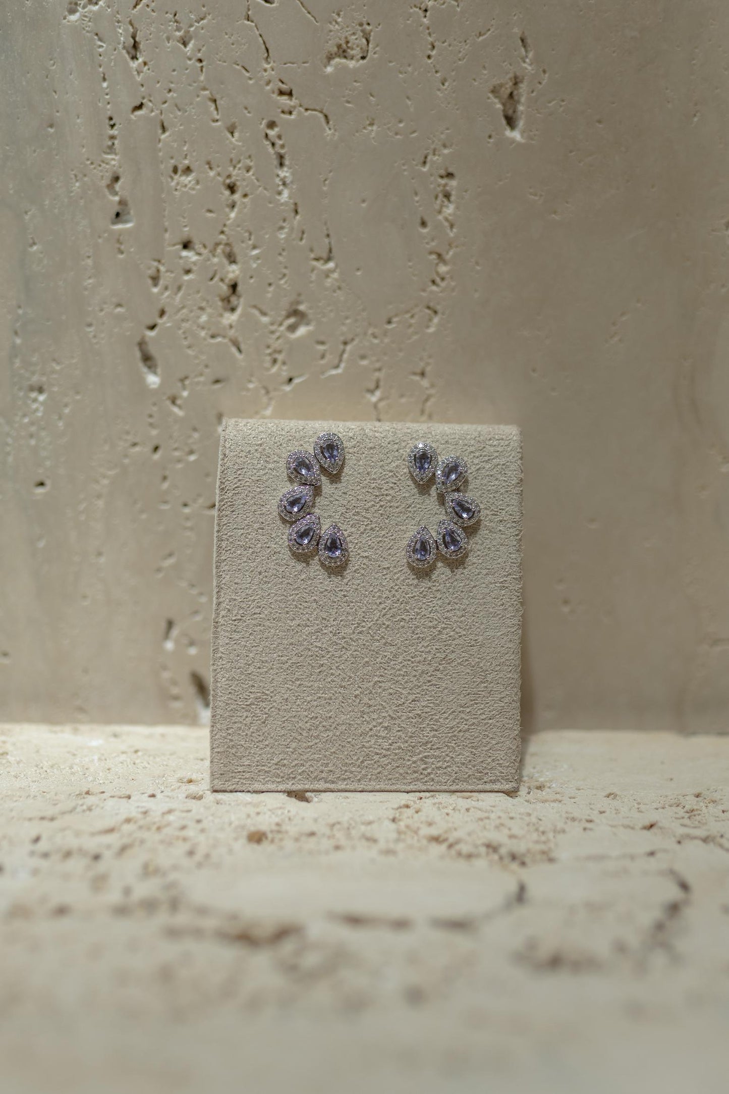 Brinco Ear Cuff Tanzanita Gotas Ródio Branco