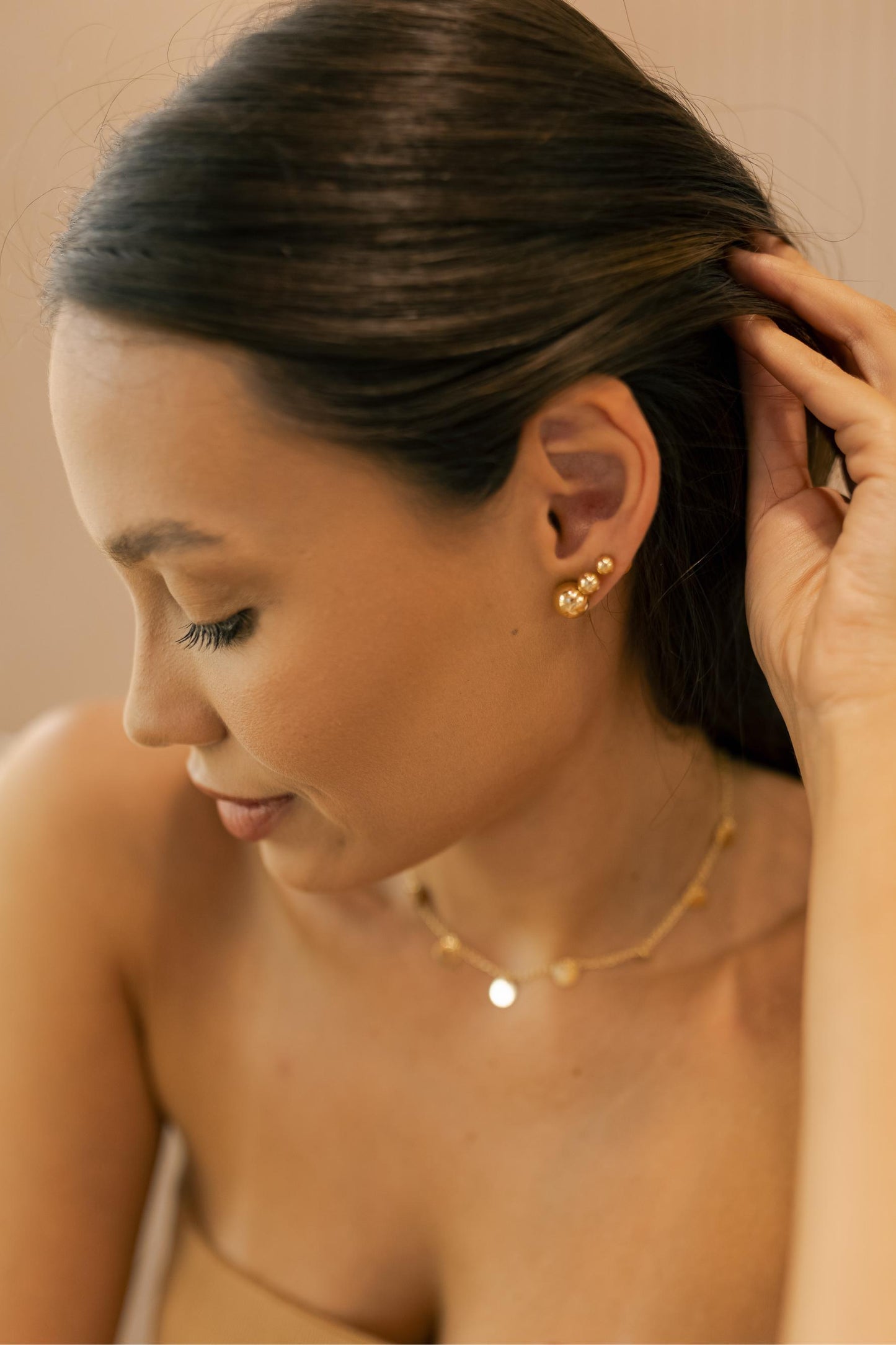 Brinco Bola Liso Dourado 10mm