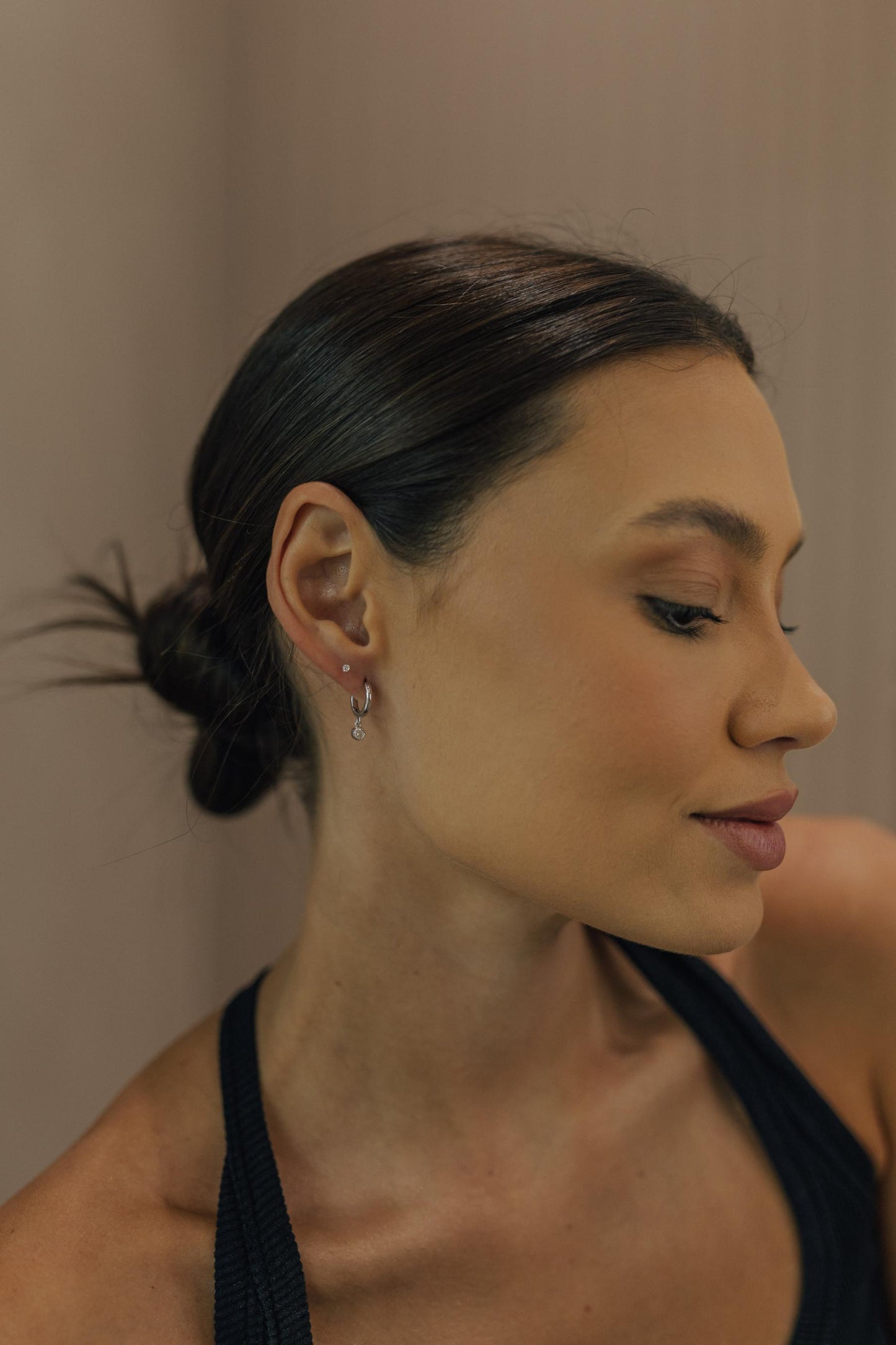 Brinco Argola Prata 925 Ponto de Luz Clássico Moissanite Ródio Branco