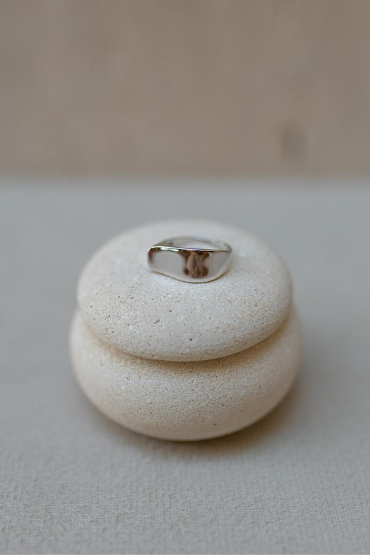 Anel Plaqué Liso Ródio Branco