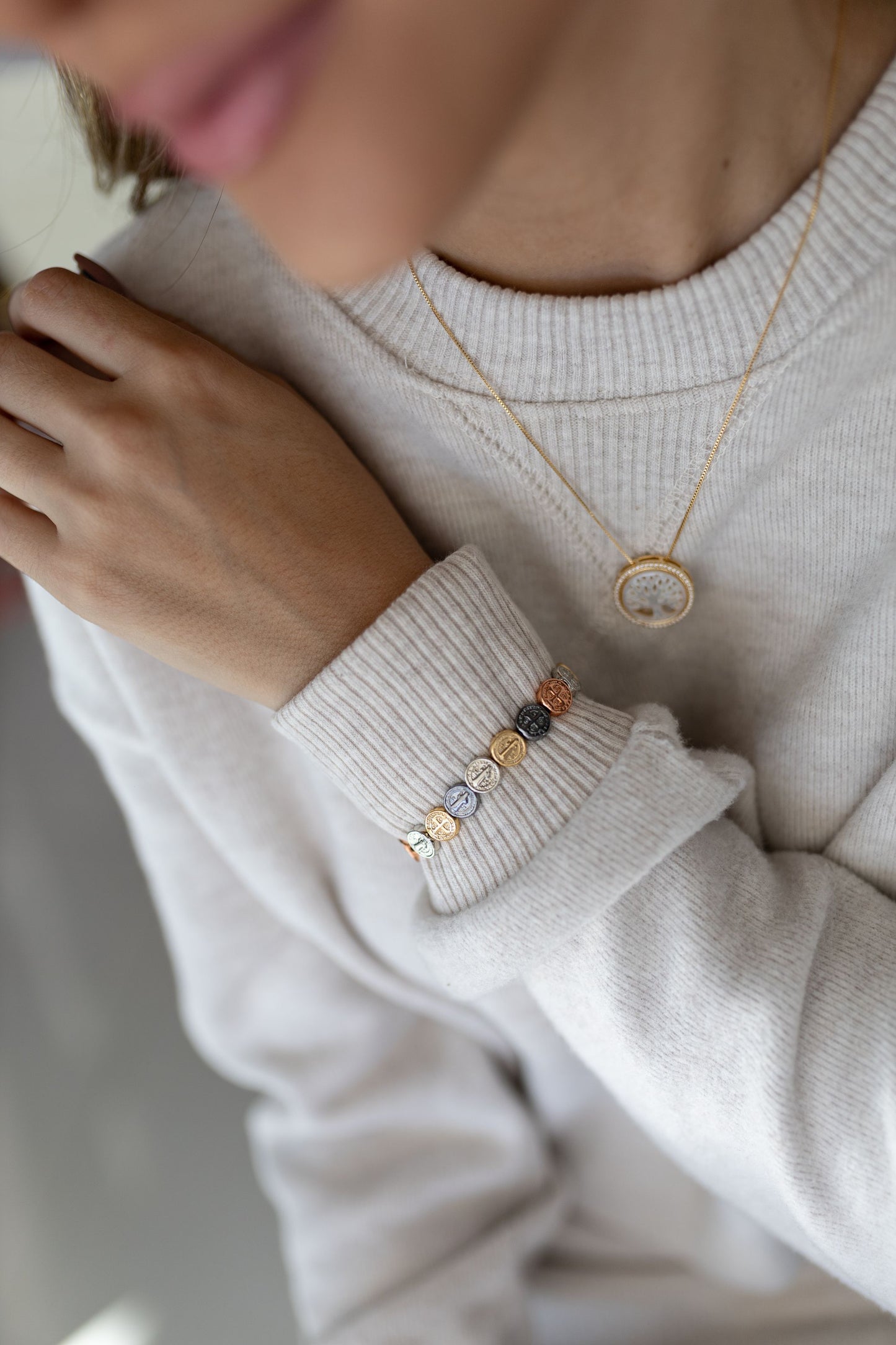 Colar Árvore da Vida Madrepérola Dourado