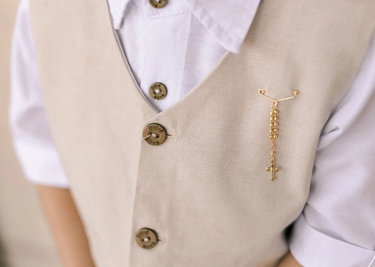 Alfinete Batizado Terço Dourado