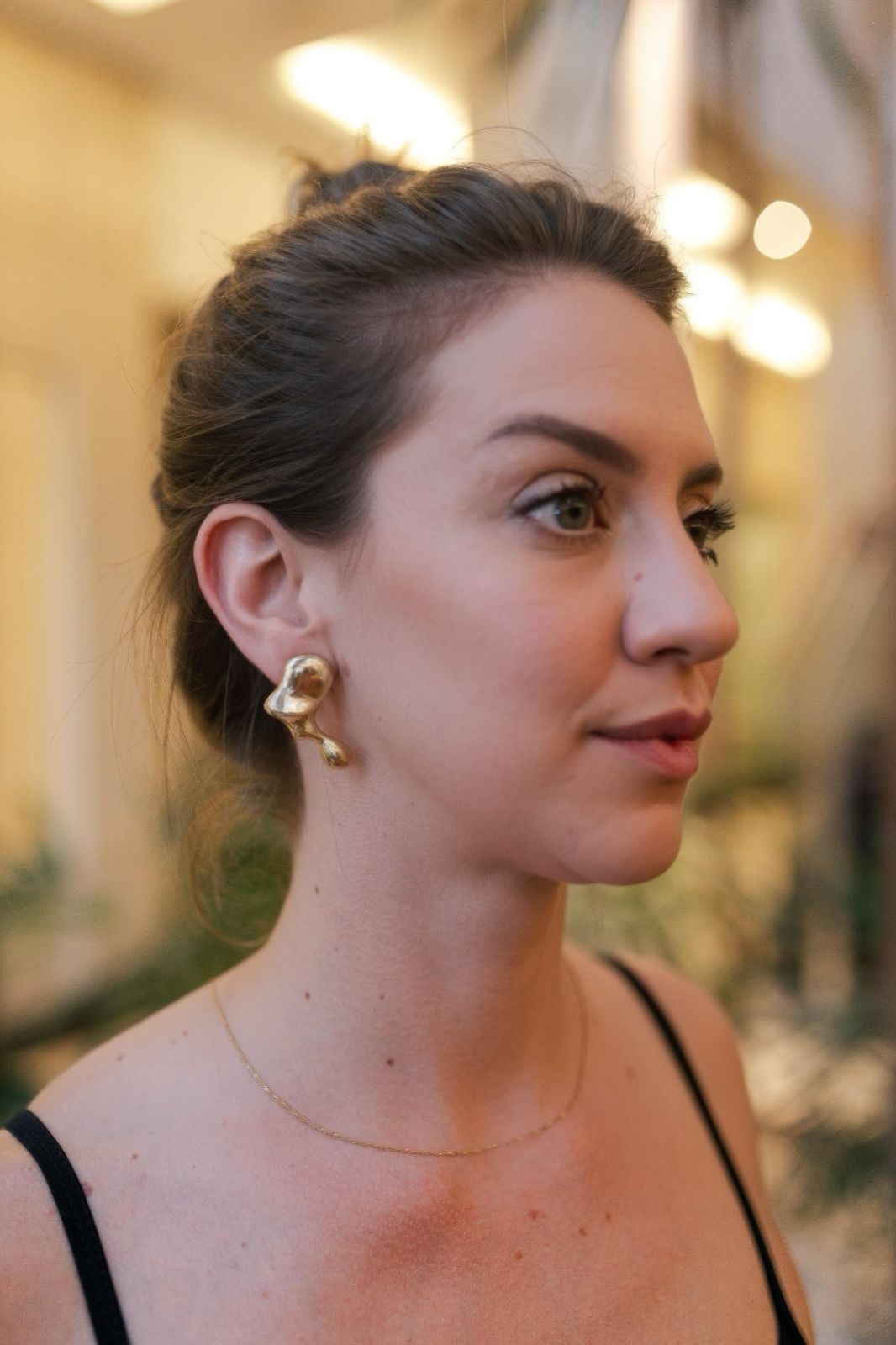 Brinco Assimétrico Dourado