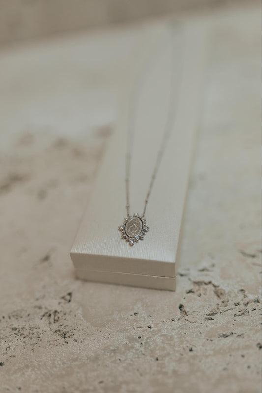Colar Nossa Senhora das Graças Zircônia Cristal Prata 925 Ródio Branco