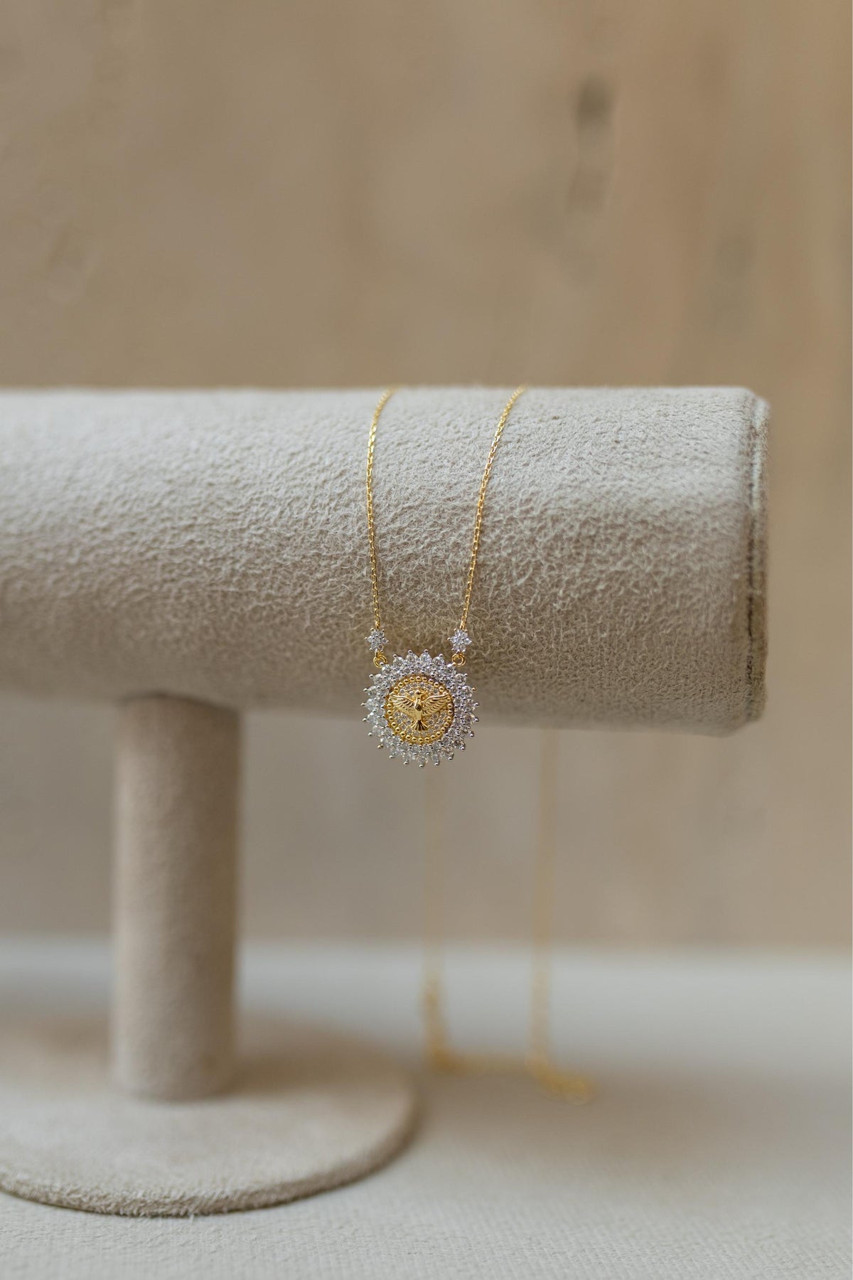 Colar Espirito Santo Moissanite Prata 925 Dourado