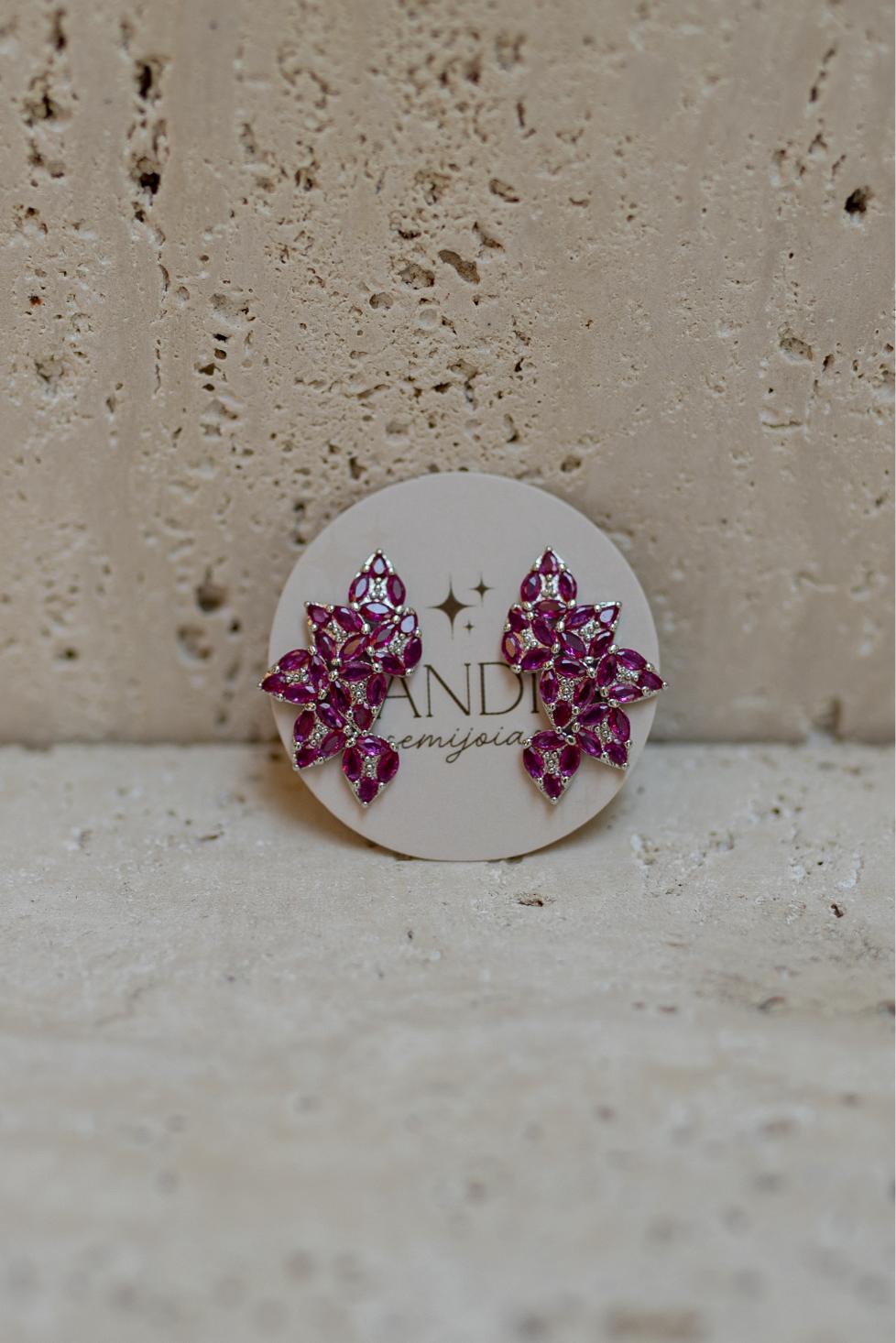 Brinco Ear Cuff Cravejado Rubelita Ródio Branco