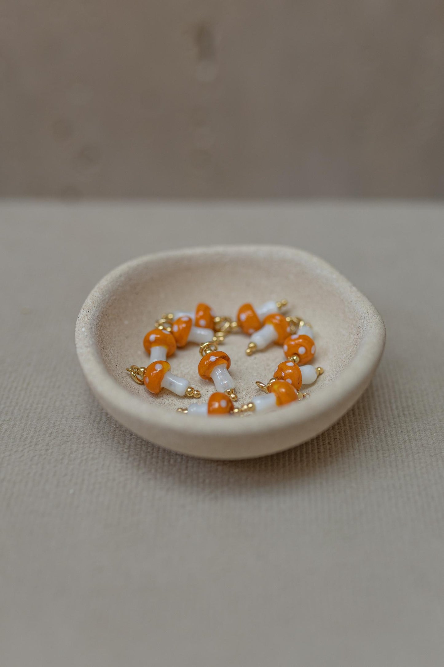 Pingente de Cogumelo Laranja Dourado