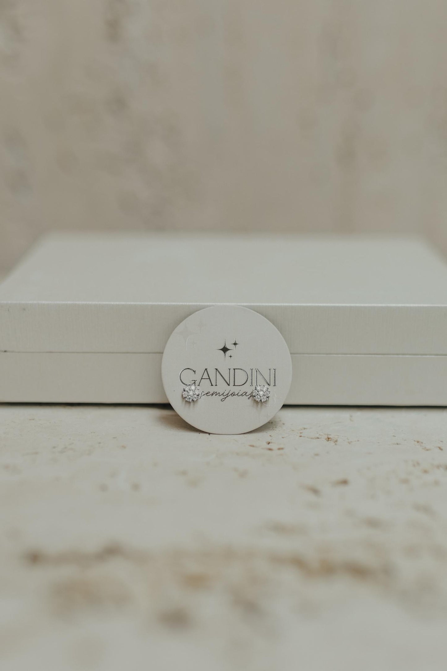 Brinco Flor Moissanite Prata 925 Ródio Branco