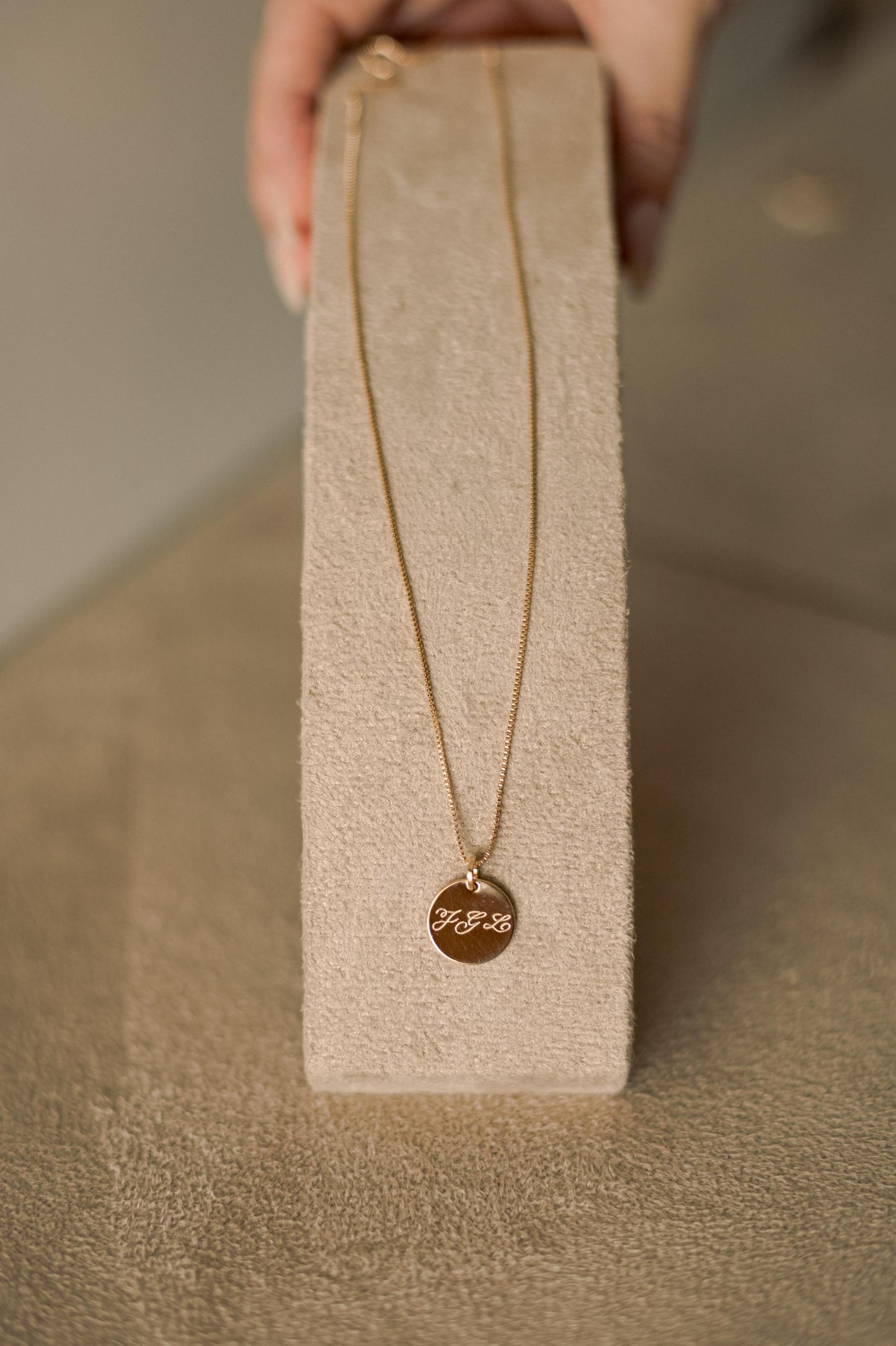 Colar Medalha Personalizado Dourado