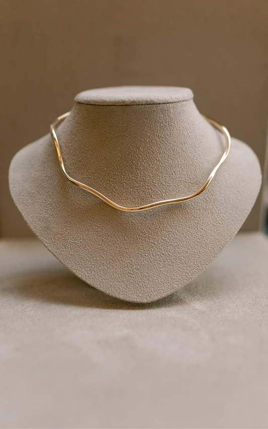 Colar Choker Aro Orgânico Dourado