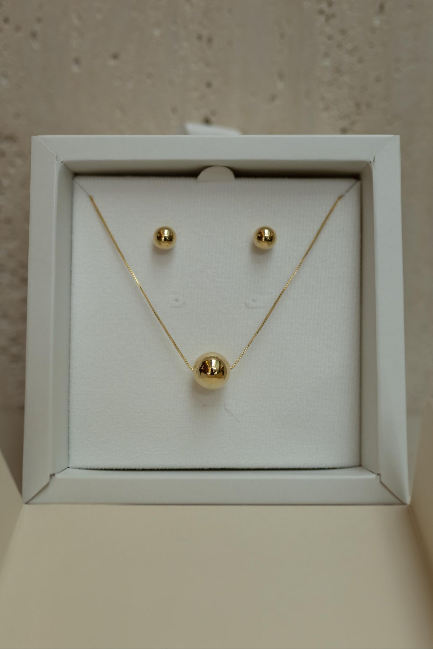 Colar de Bola Dourado