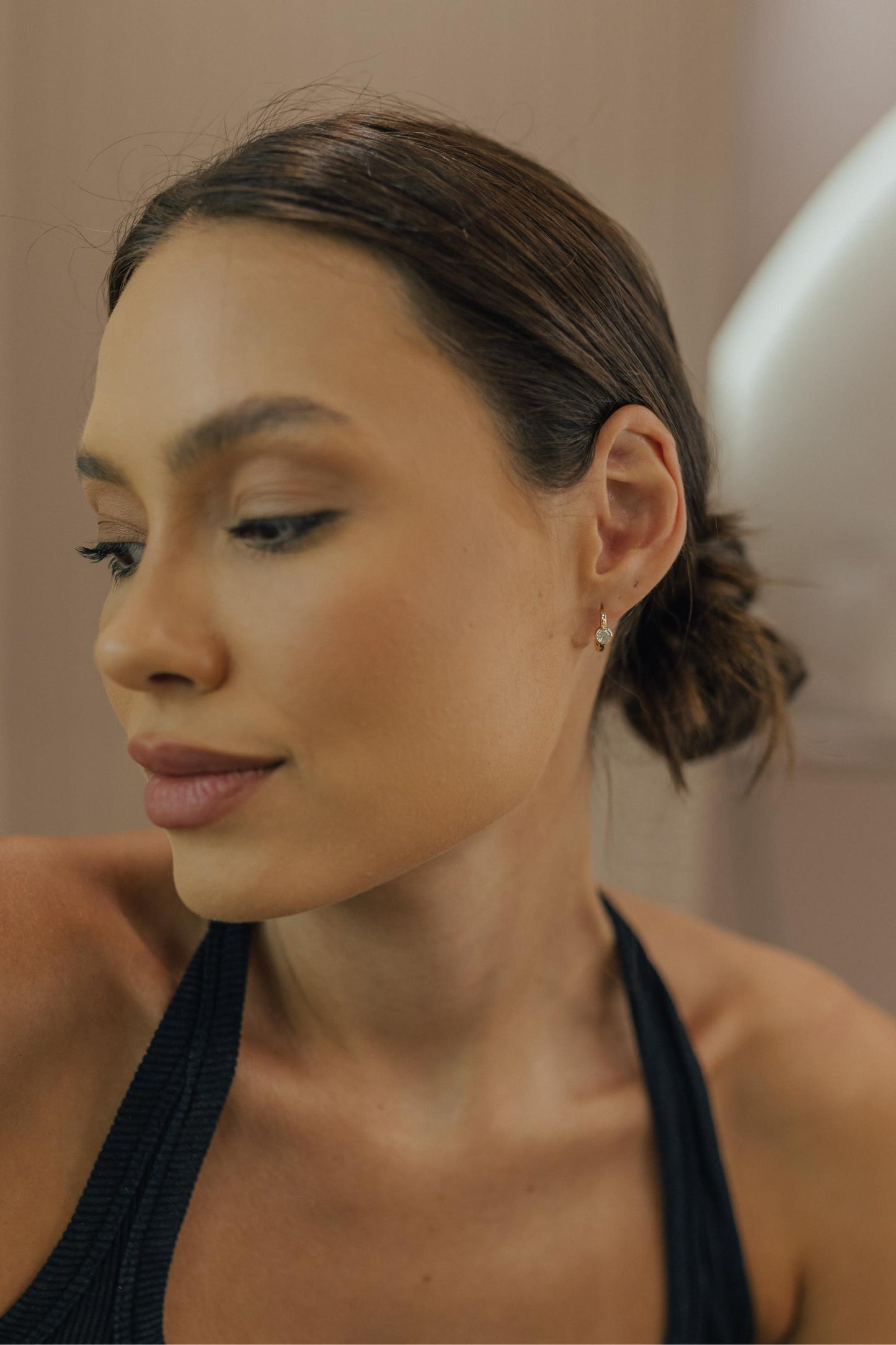 Brinco Argola Ponto de Luz 4mm Moissanite Prata 925 Dourado