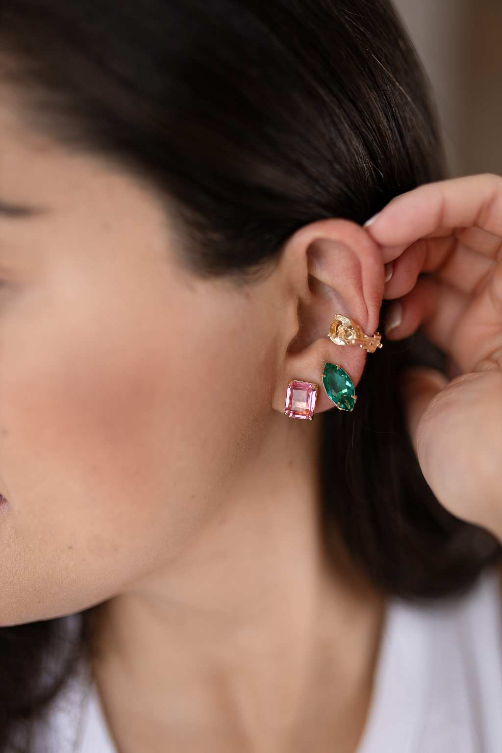 Piercing de Pressão Pedras Dourado