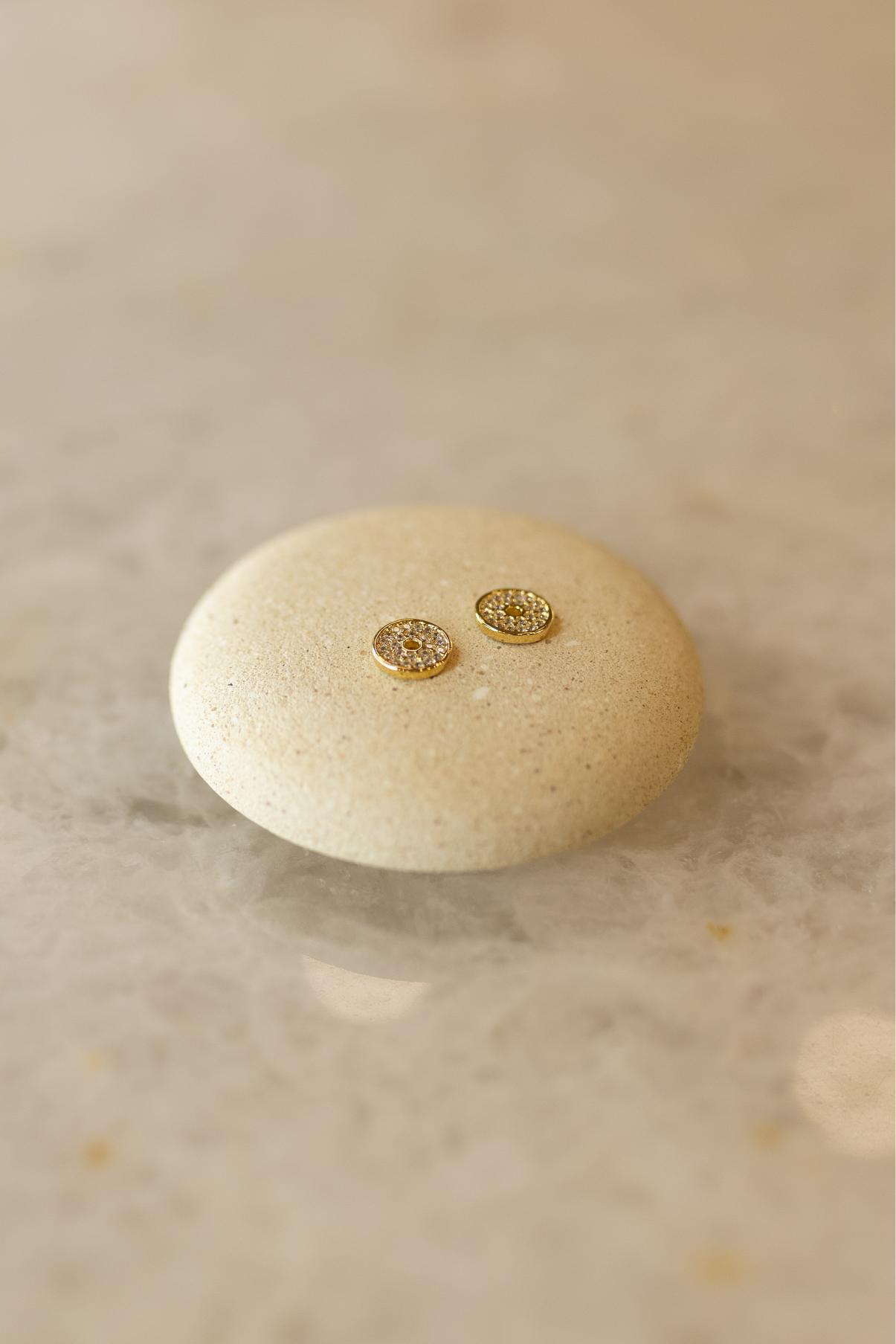Tapa Furo Orelha Rasgada Dourado