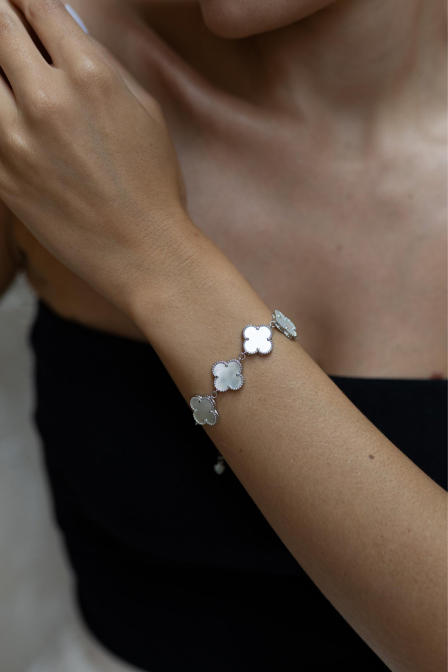 Pulseira Trevos Madrepérola Prata 925 Ródio Branco